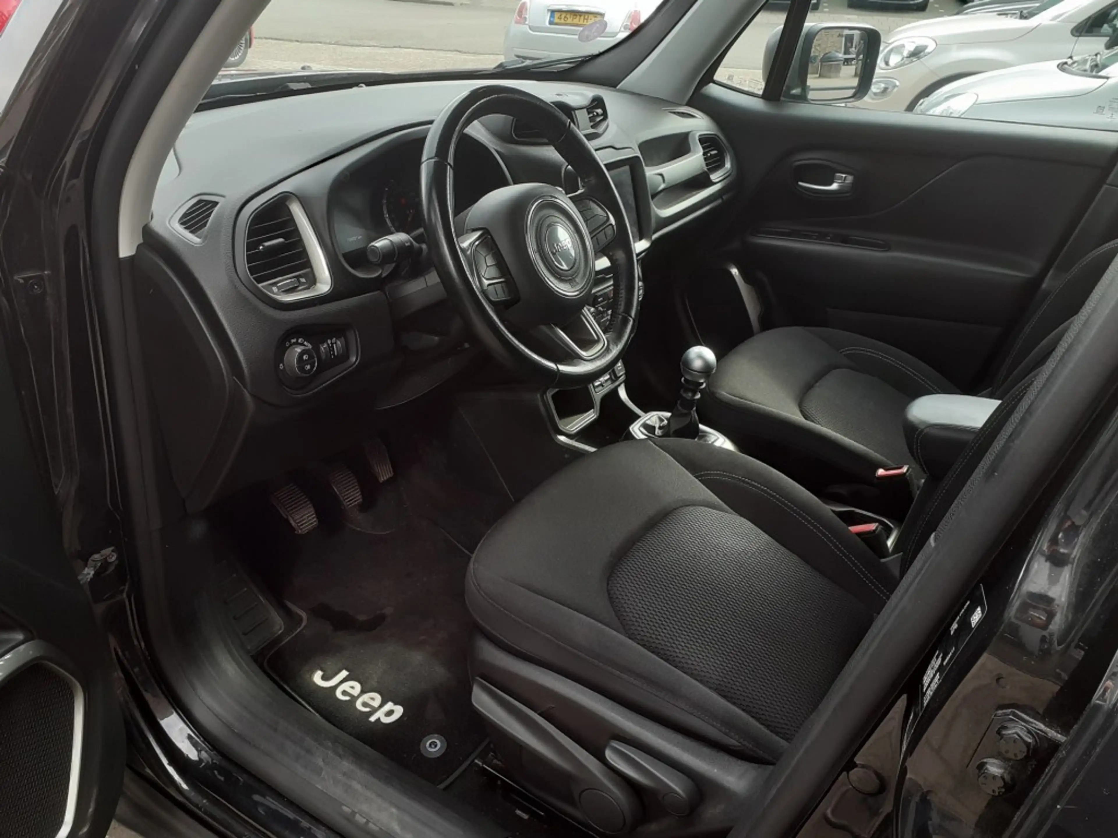 Jeep Renegade Limited Edition 1.0 FireFly 88KW 120PK FULLOPTIONS — photo 9