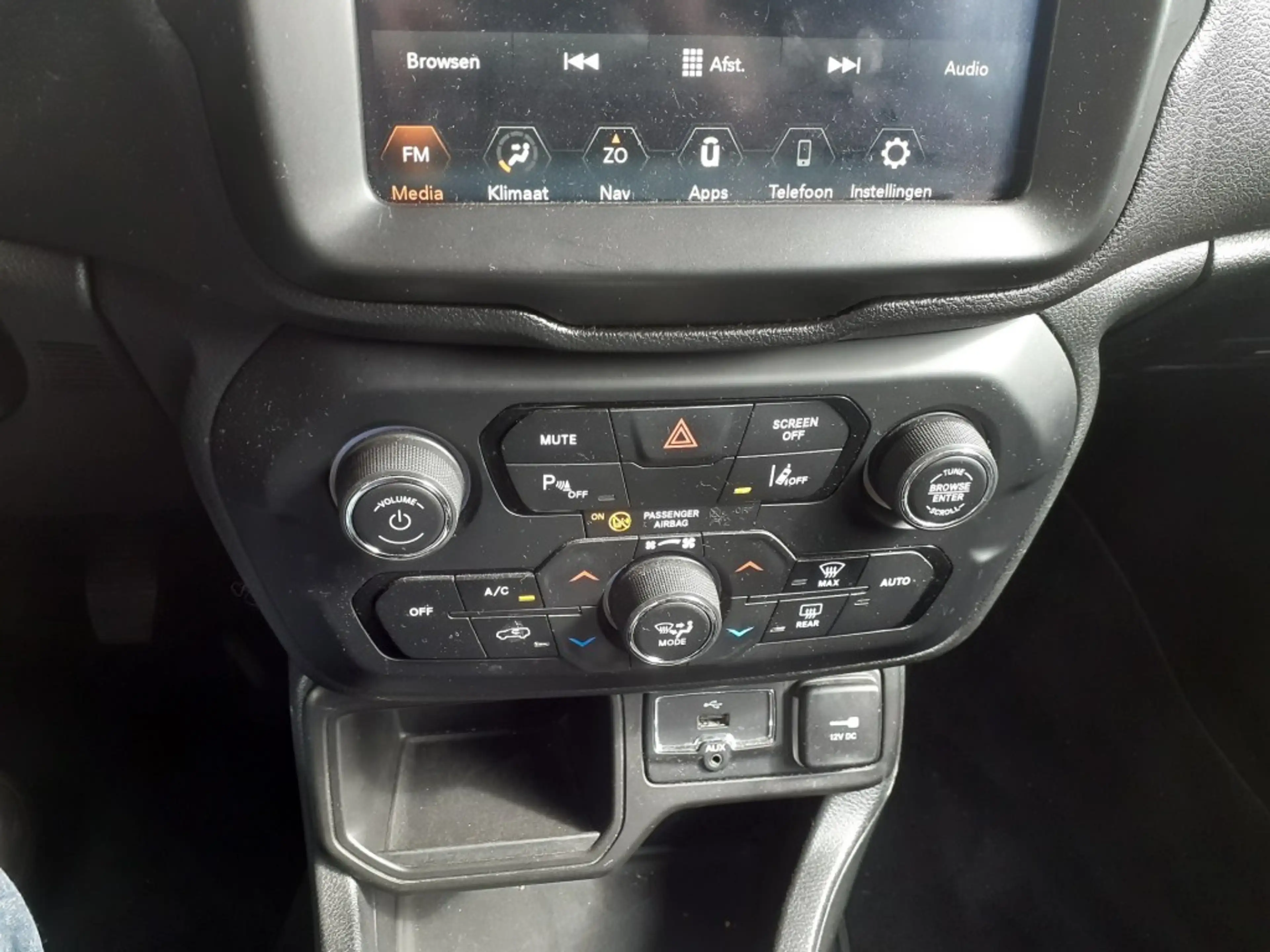 Jeep Renegade Limited Edition 1.0 FireFly 88KW 120PK FULLOPTIONS — photo 15