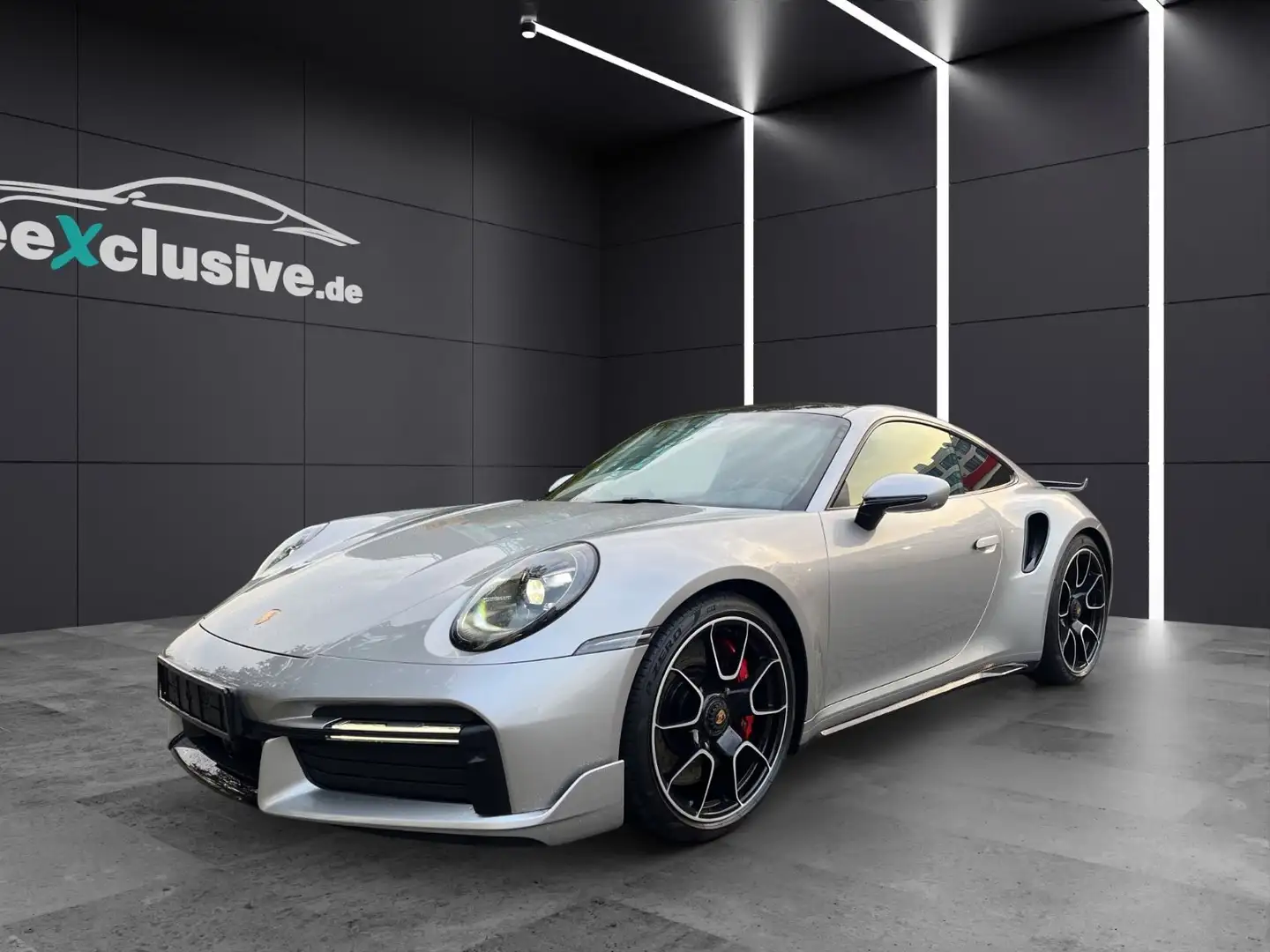 Porsche 992 911 (992) Turbo SportDesign Matrix SurroundView Argent - 1