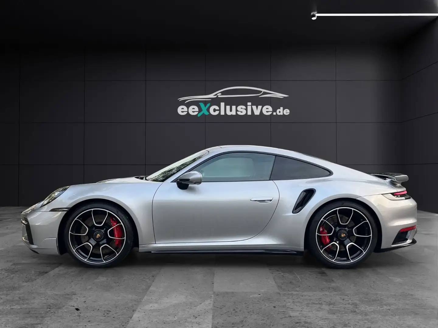 Porsche 992 911 (992) Turbo SportDesign Matrix SurroundView Argent - 2