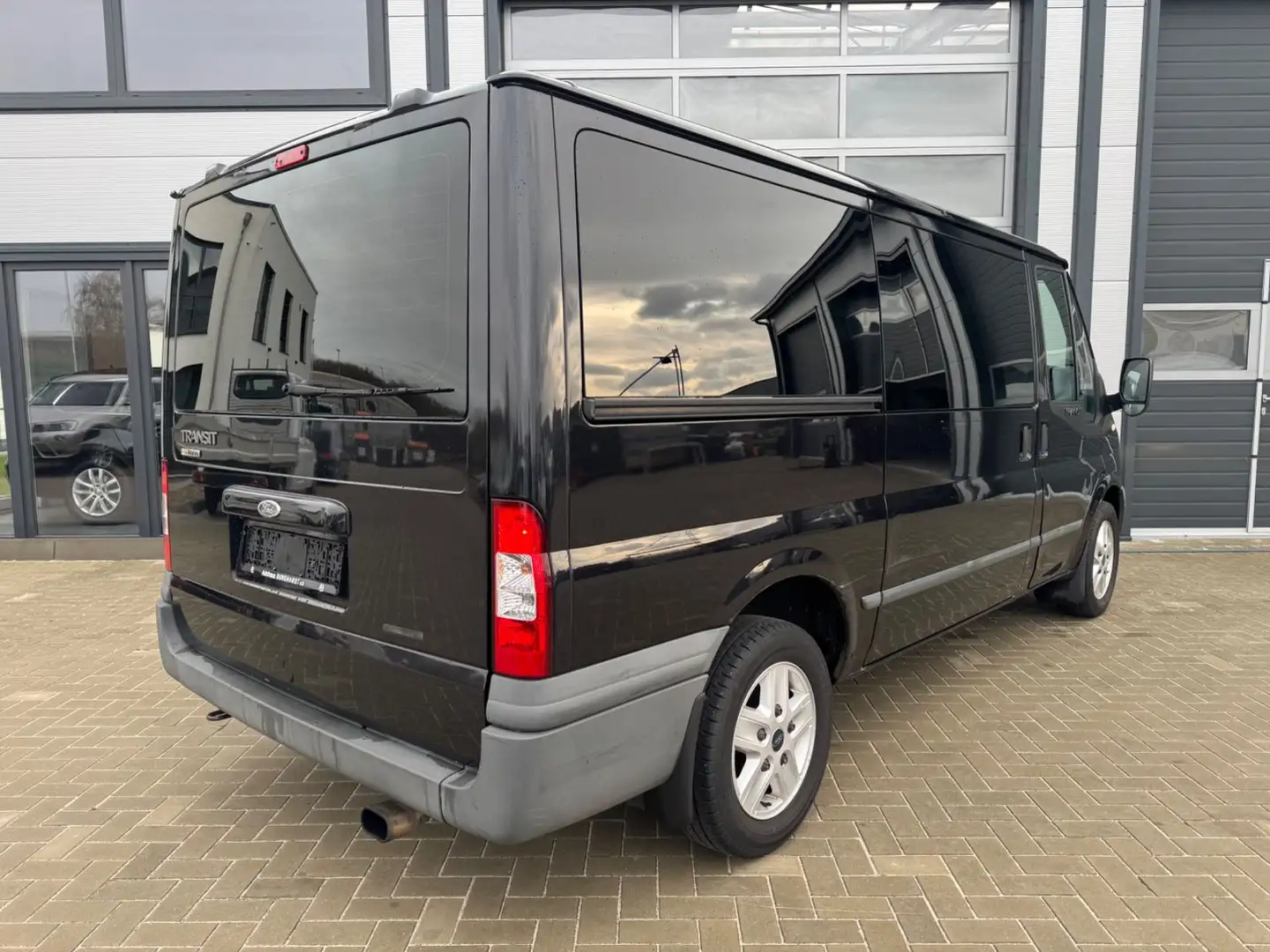 Ford Transit Kombi FT 300 M Trend 8 Sitzer Klima Noir - 2