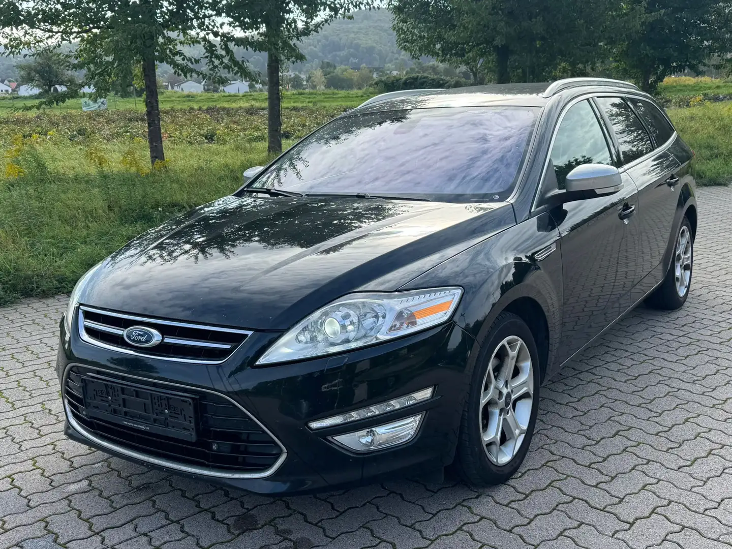 Ford Mondeo Titanium (09.2010->) - 1