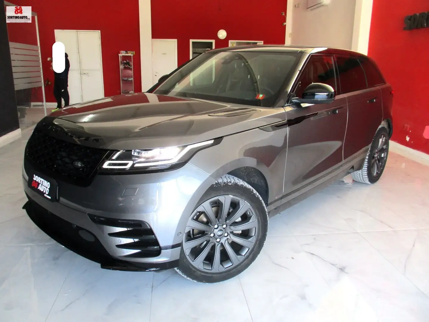 Land Rover Range Rover Velar 2.0d i4 R-Dynamic SE 240cv auto 2019 KM75000 FULL Gris - 1