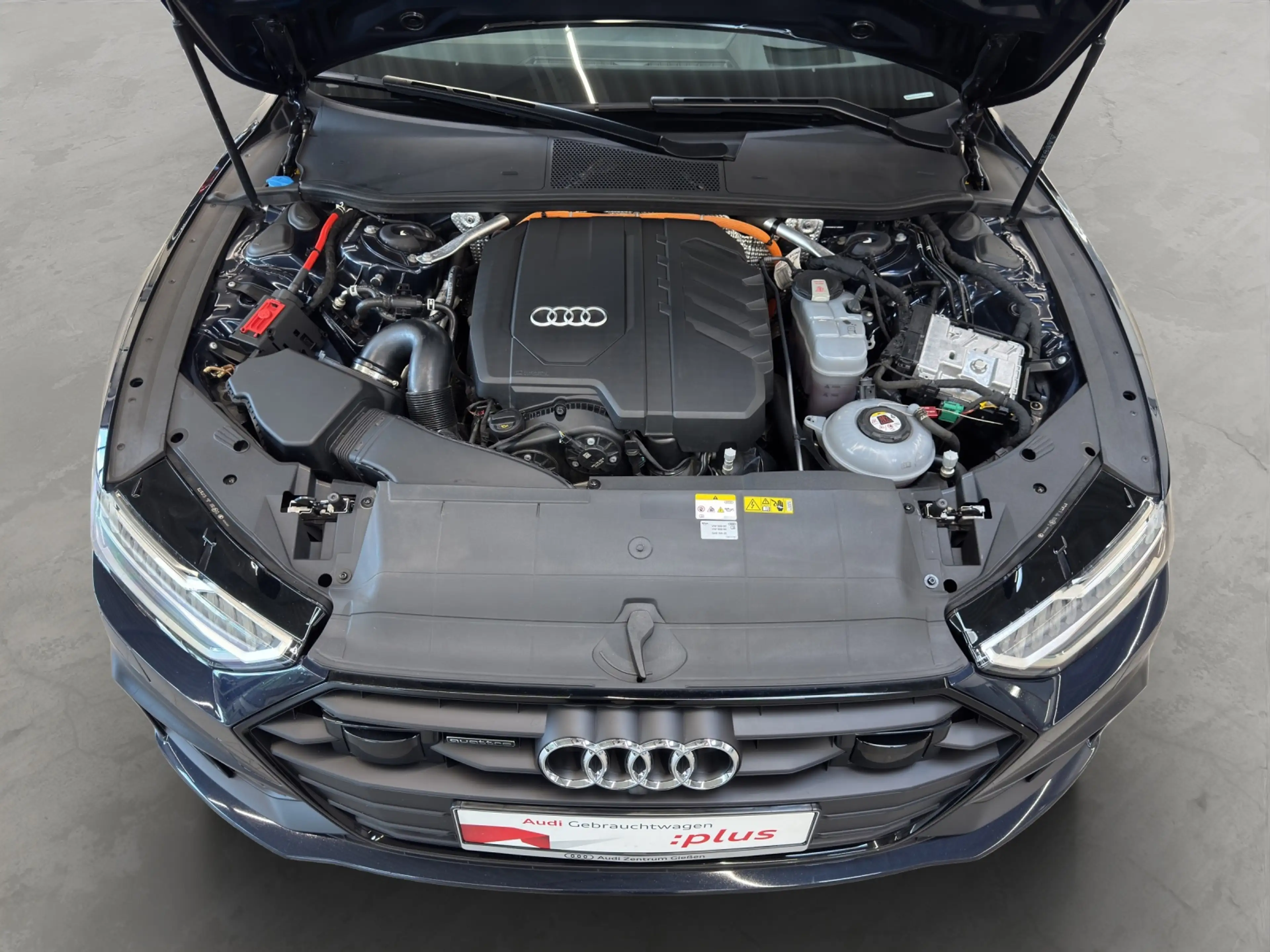 Audi A7 Sportback 55 TFSI e quattro Black AHK B&O HuD P... — photo 11