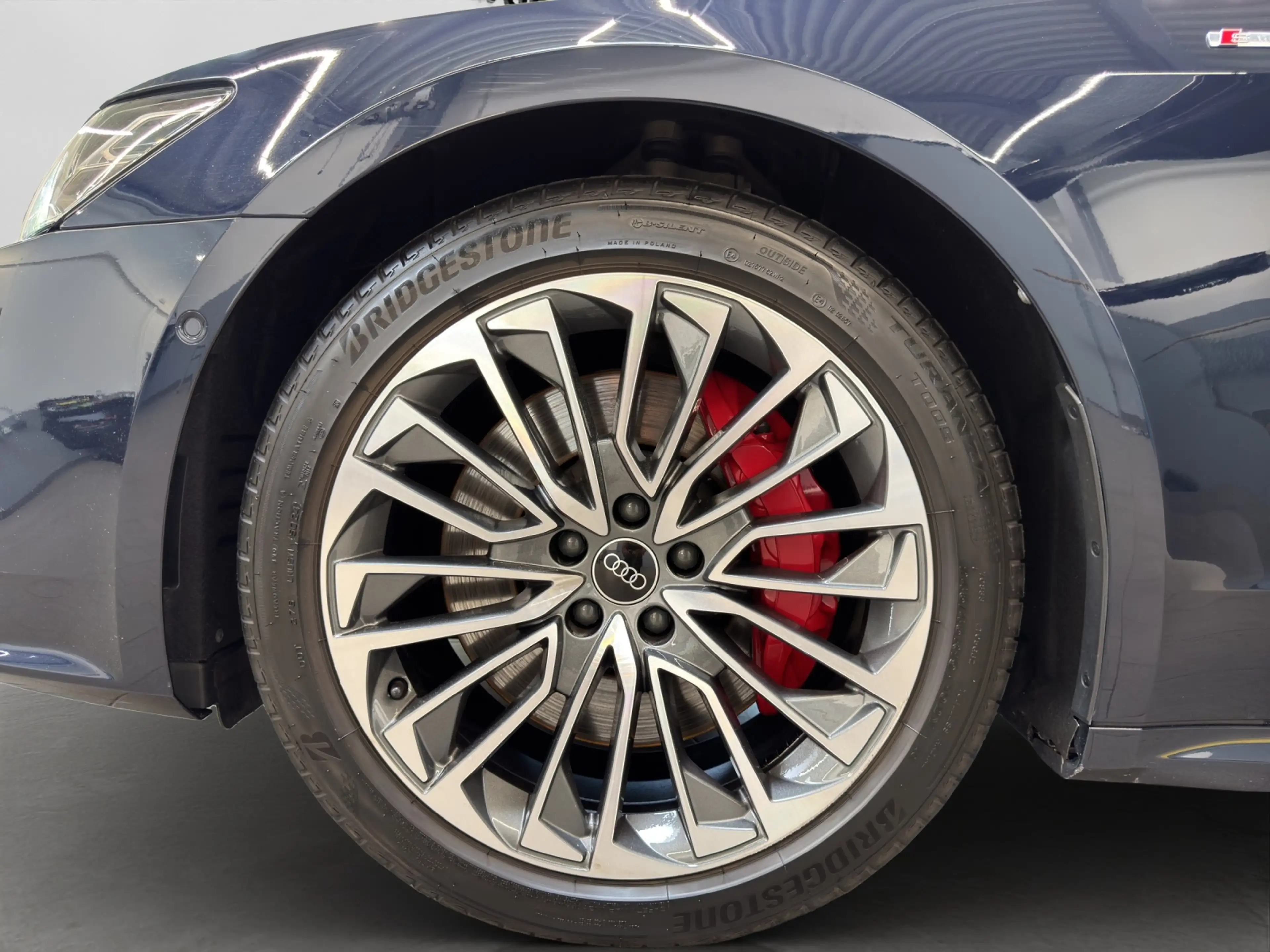 Audi A7 Sportback 55 TFSI e quattro Black AHK B&O HuD P... — photo 12