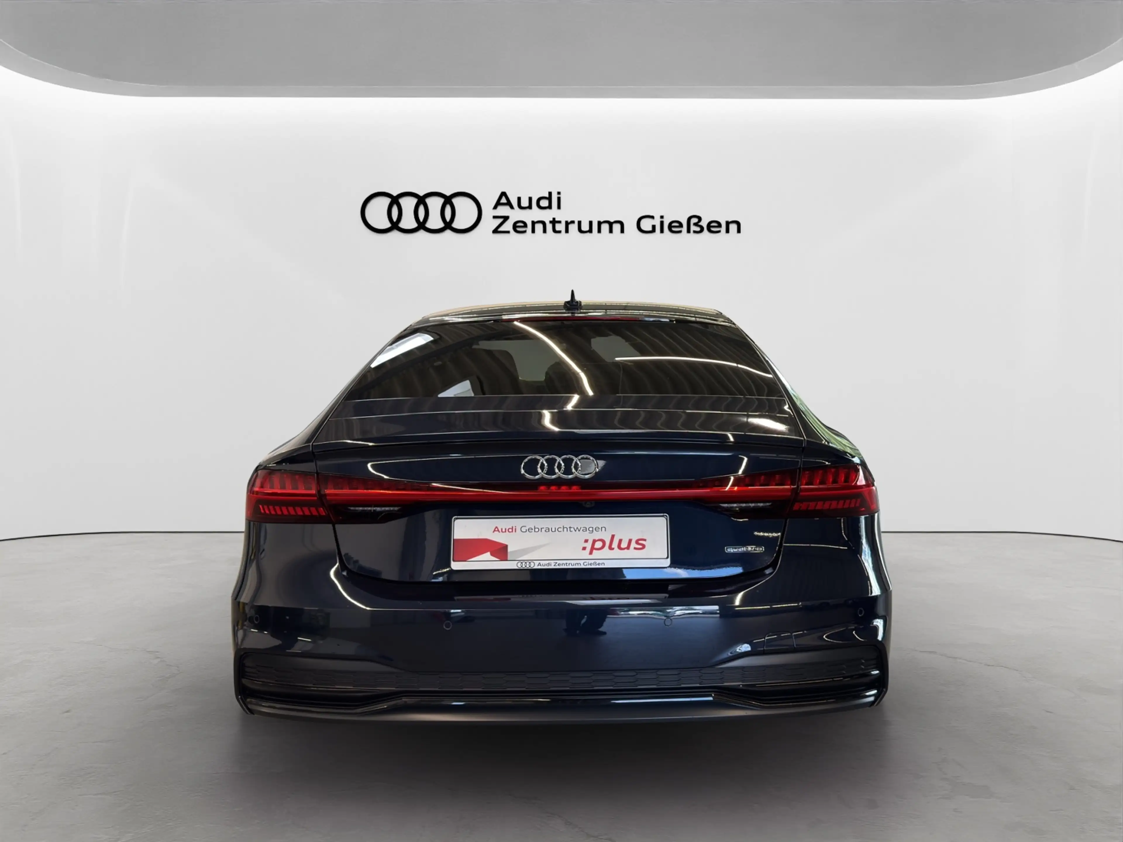 Audi A7 Sportback 55 TFSI e quattro Black AHK B&O HuD P... — photo 5