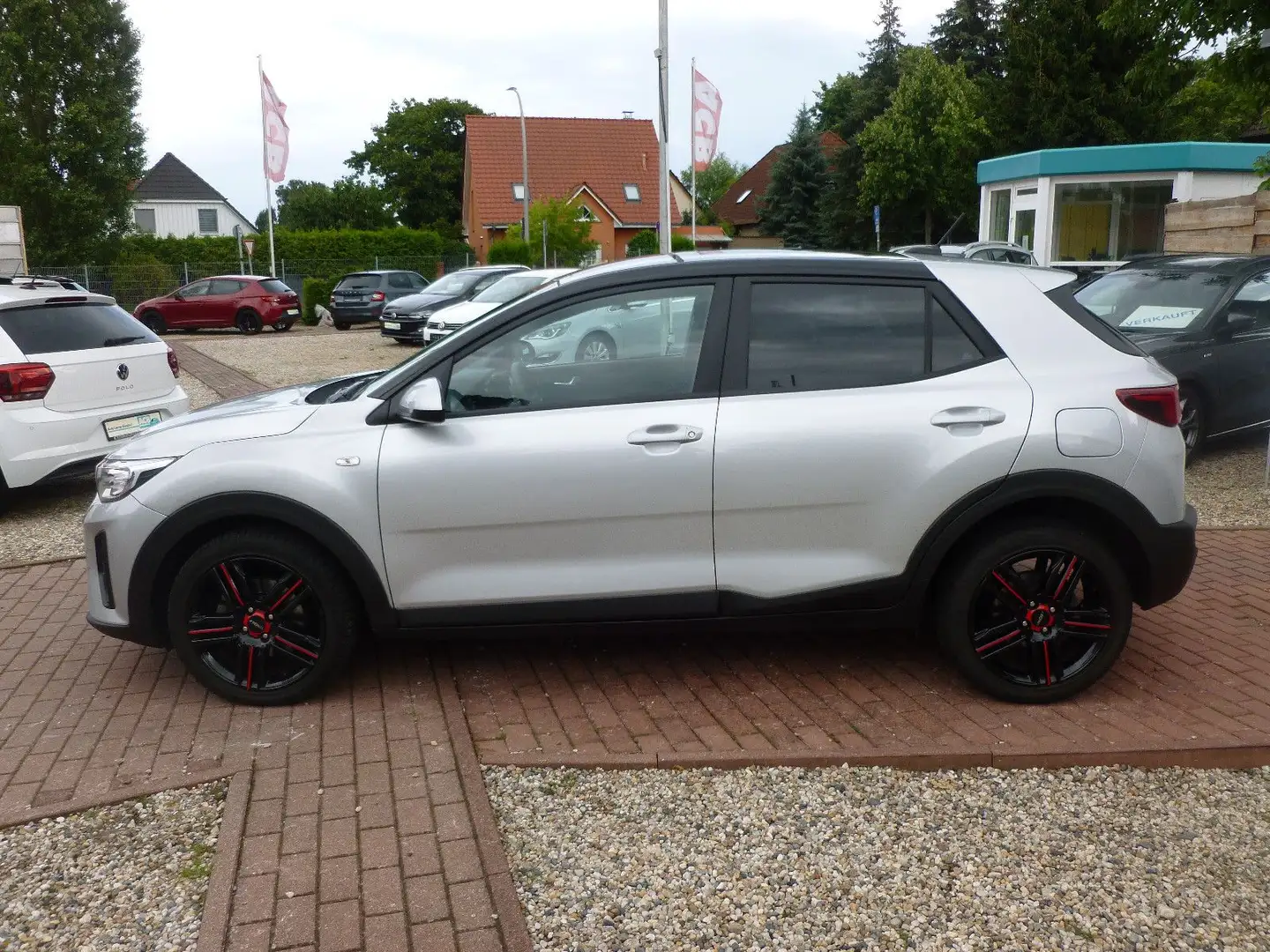 Kia Stonic Edition 7 Klima/DAB+/BT/MFL/Allwetter Silber - 2