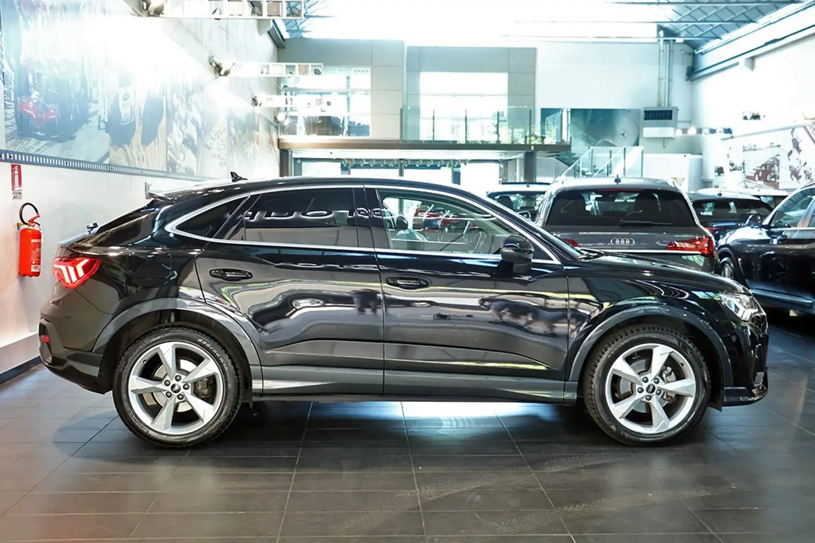 Audi Q3 35 TDI Sportback SPB S-Tronic Busin. Plus - 19" Noir - 2