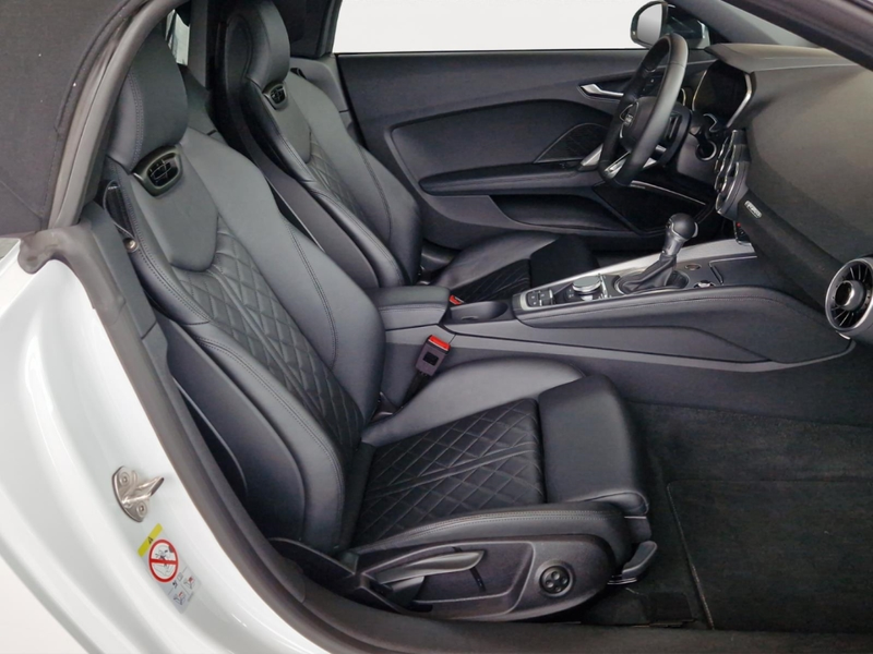 Audi TT Roadster 45 2.0 TFSI quattro S-tronic S-line *MATR — photo 8