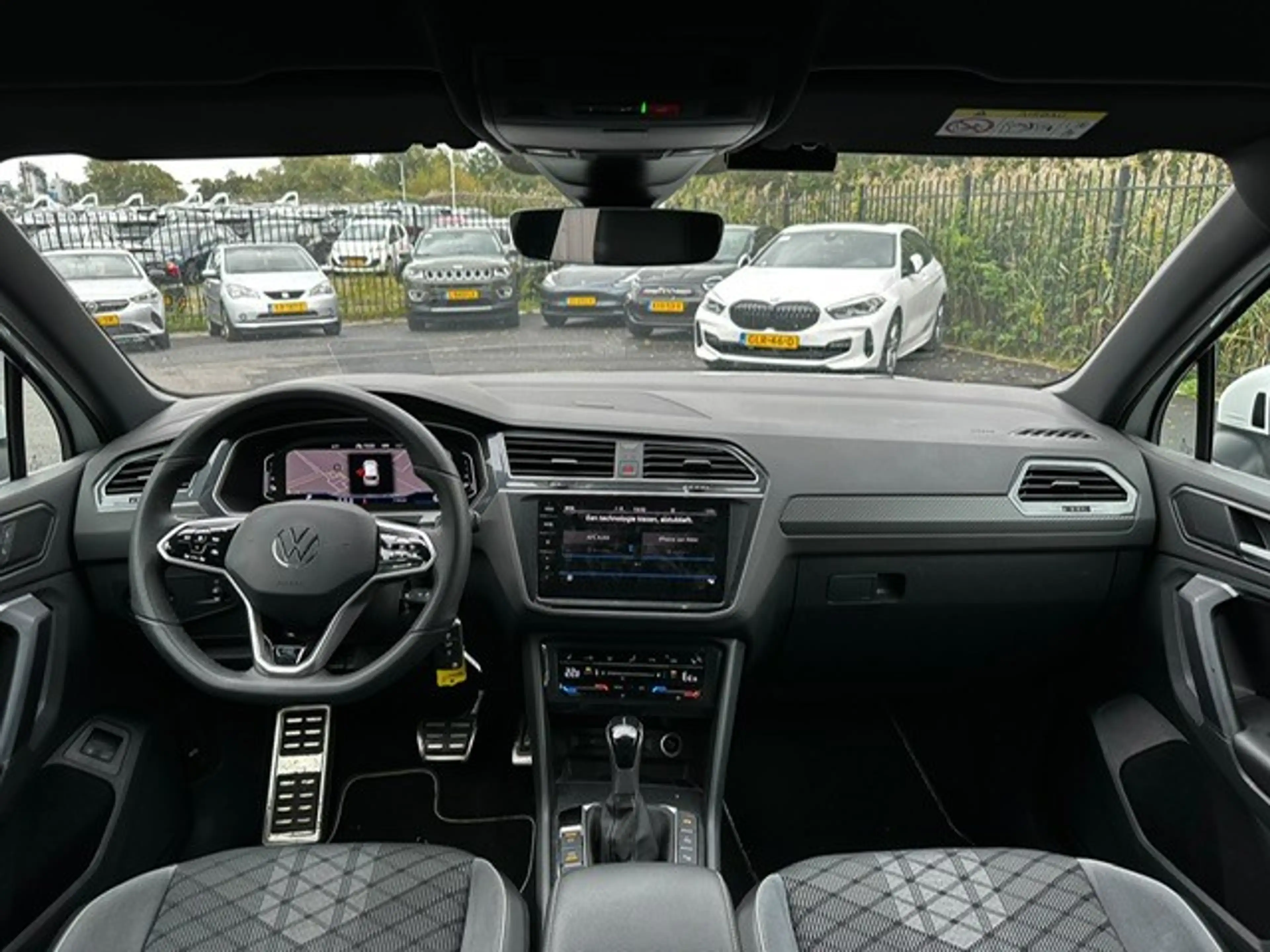 Volkswagen Tiguan 1.4 TSI eHybrid R-Line Business+ l 20" Suzuka l IQ — photo 2