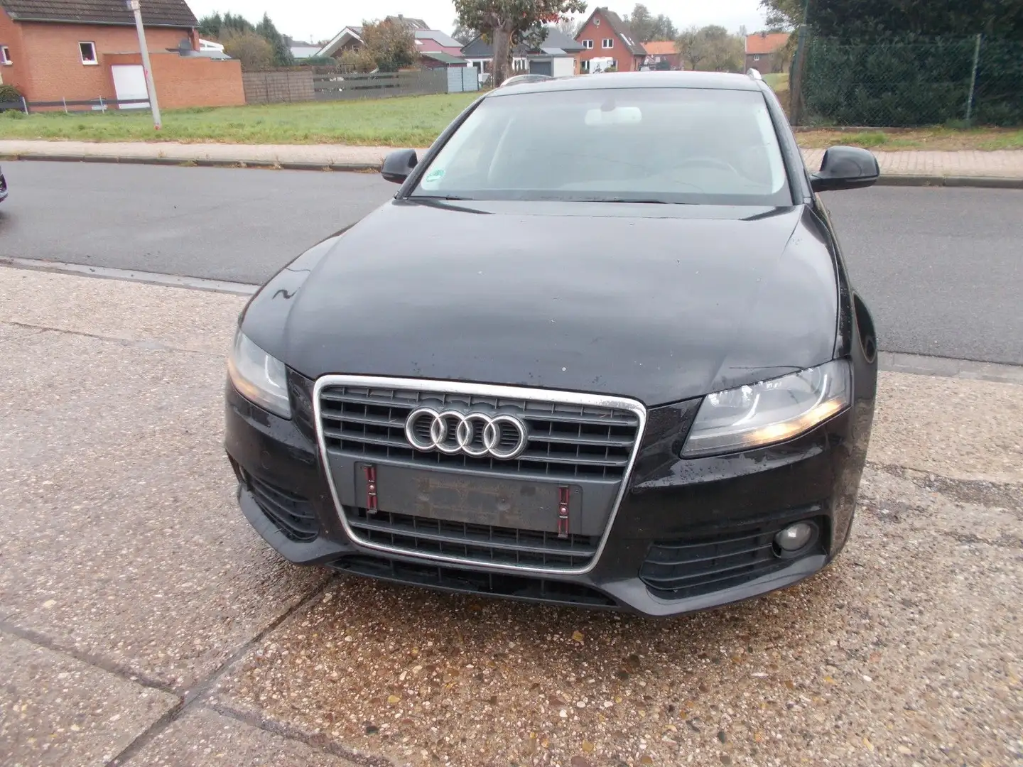 Audi A4 Avant Attraction-Navi-Alu Felgen Schwarz - 2