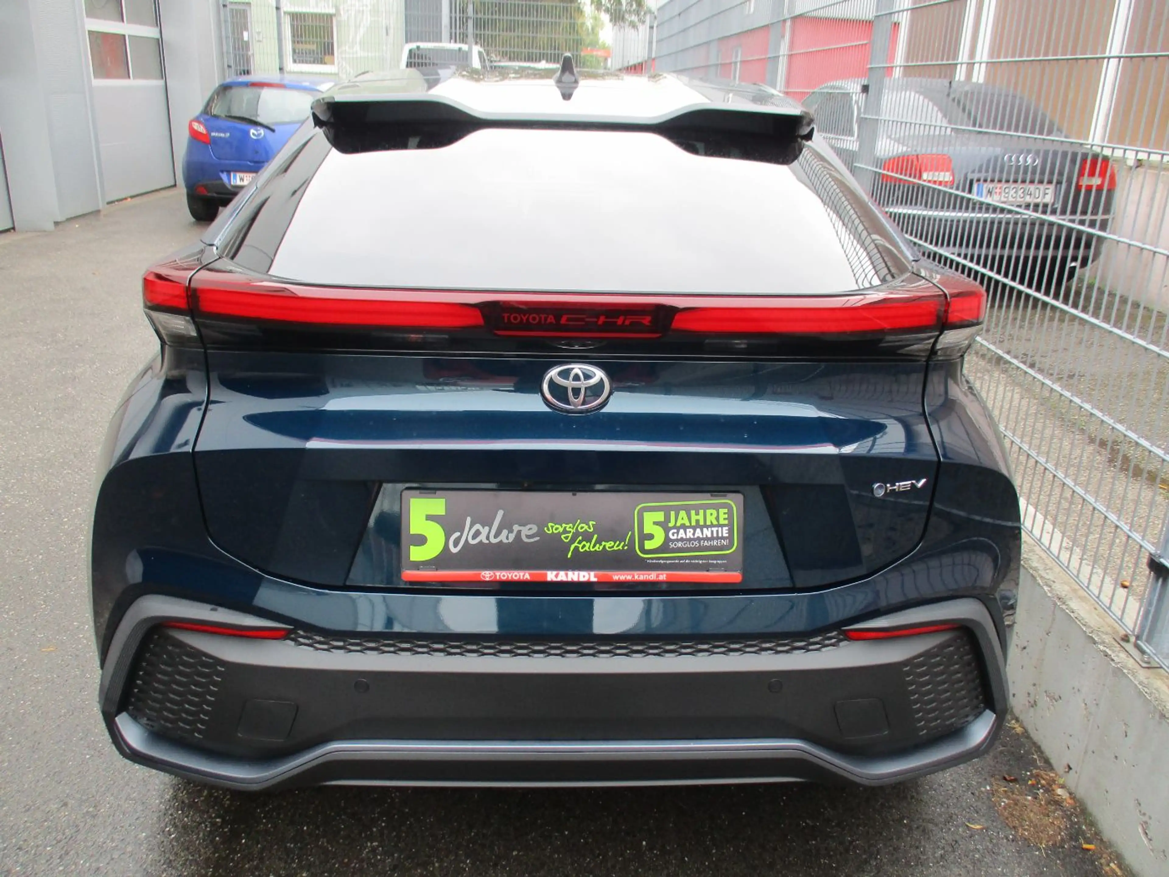 Toyota C-HR 1.8 FWD Teamplayer ACC+Navi+SHZ+2xKlima — photo 6