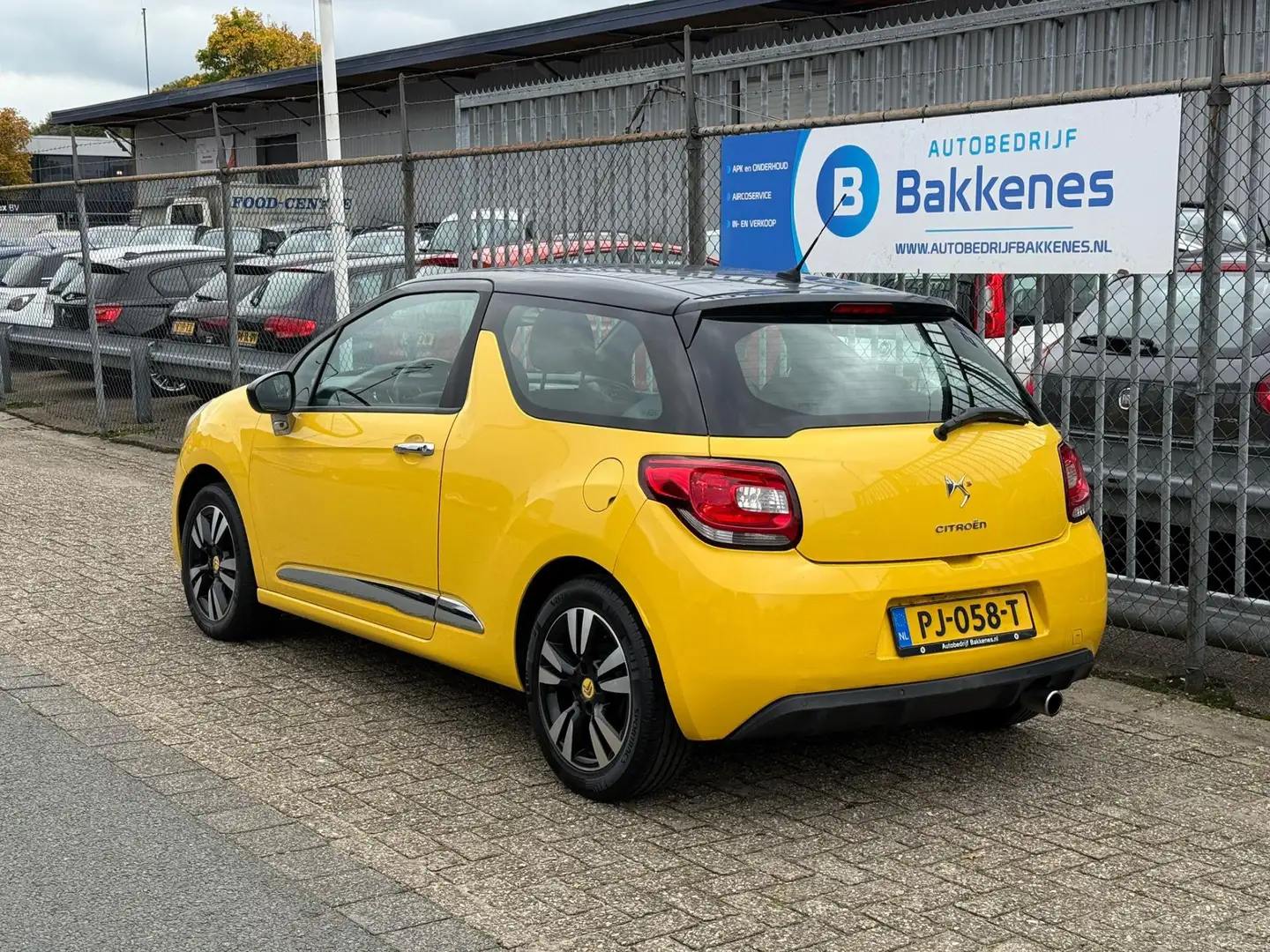 Citroen DS3 1.4 Chic | Airco | Cruise Geel - 2