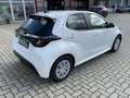 Toyota Yaris 1,5 Hybrid Active Weiß - thumbnail 4