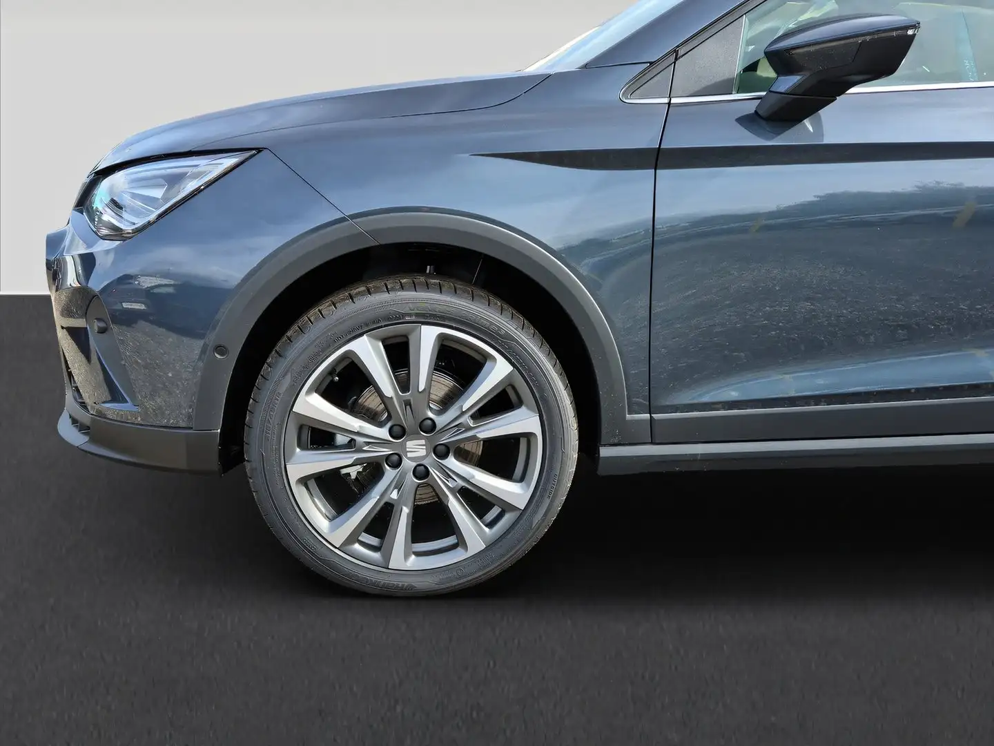 SEAT Arona FR 1.0 TSI Gris - 2