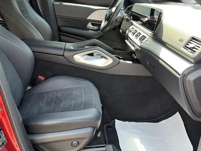 Mercedes-Benz GLE view 12