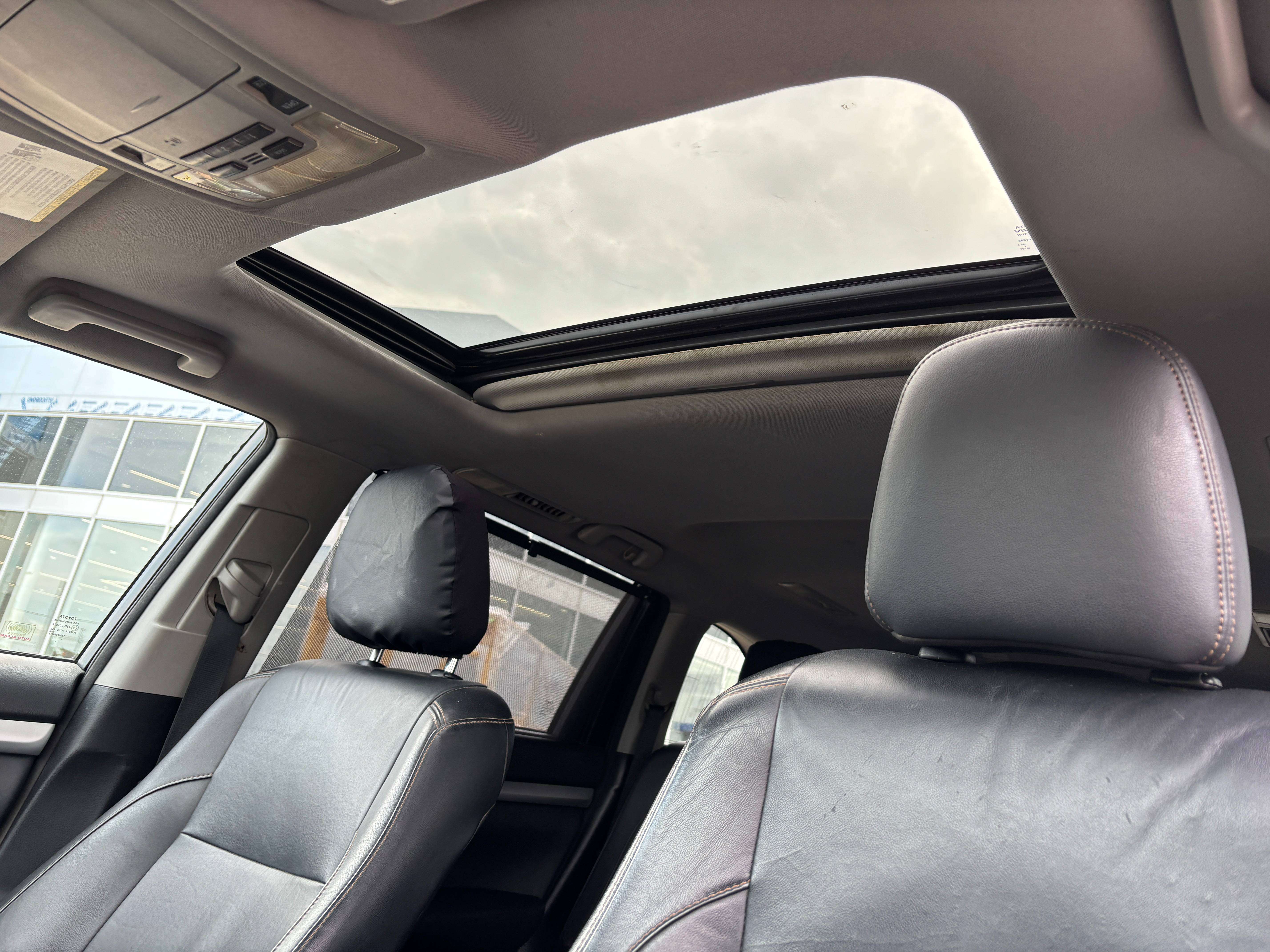 used 2015 Toyota Highlander car, priced at $18,995