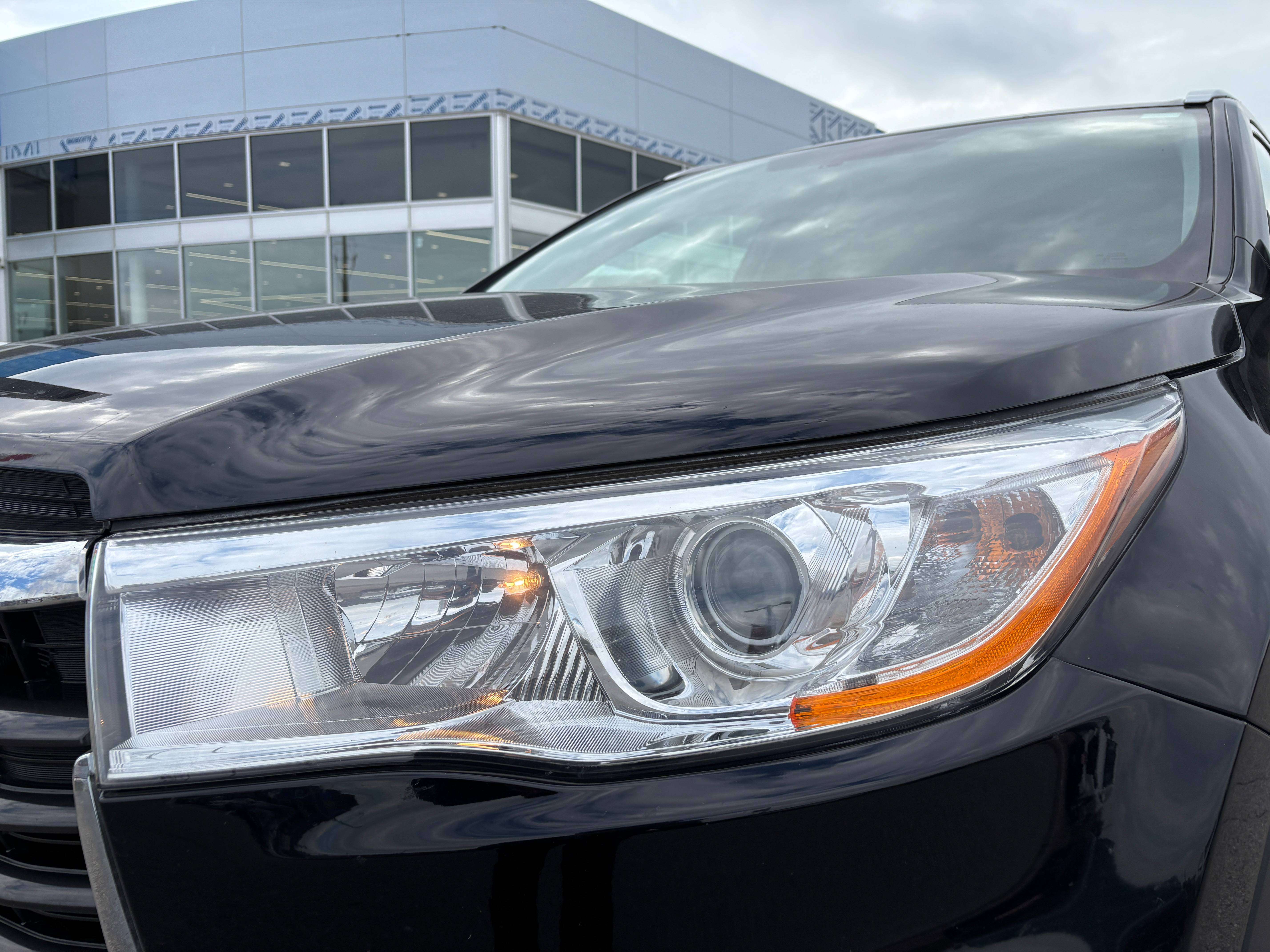 used 2015 Toyota Highlander car, priced at $18,995