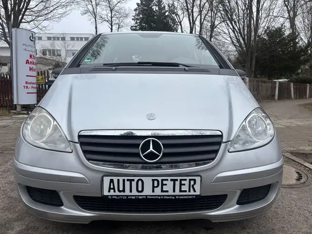 Mercedes-Benz A-Class view 8