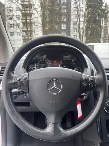 Mercedes-Benz A-Class view 9