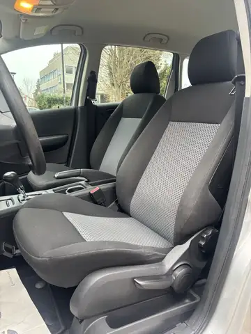 Mercedes-Benz A-Class view 15