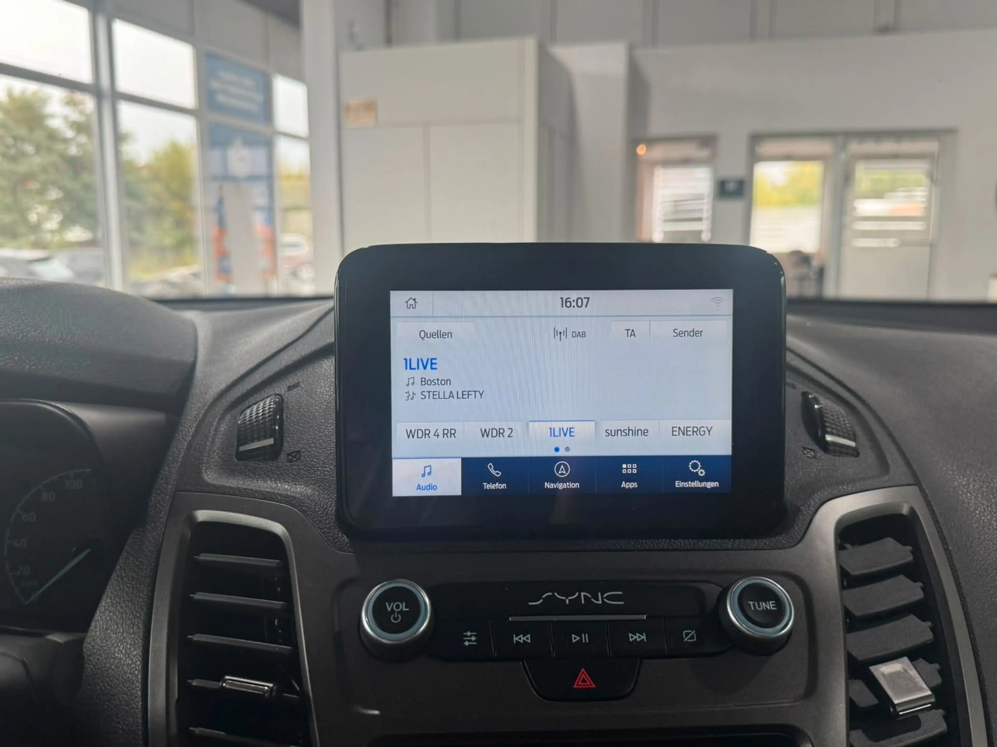 Ford Transit Connect *PDC*KAM*Lang*NAVI*KLIMA — photo 14