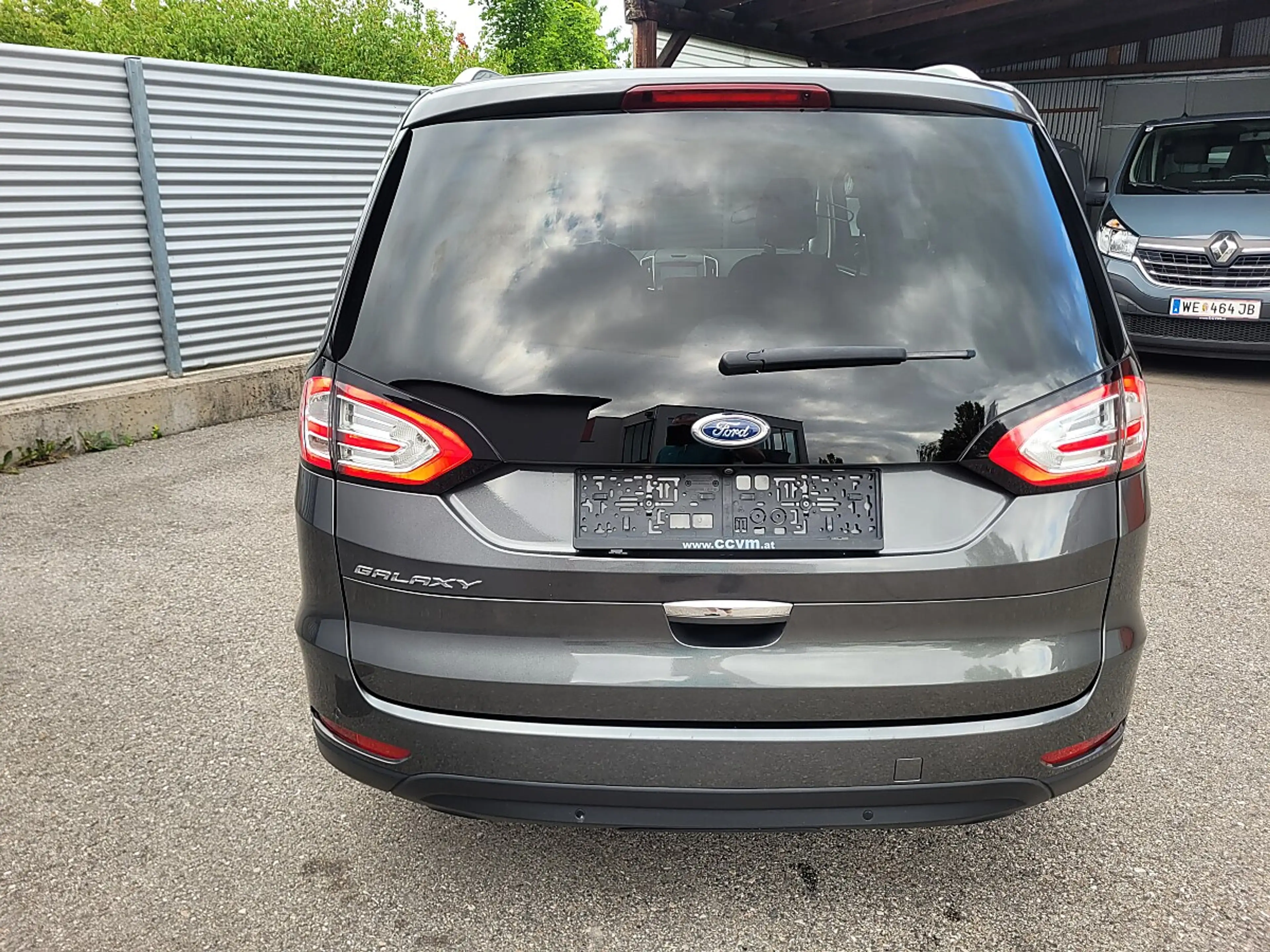 Ford Galaxy 2,0 EcoBlue SCR AWD Titanium Aut. — photo 6