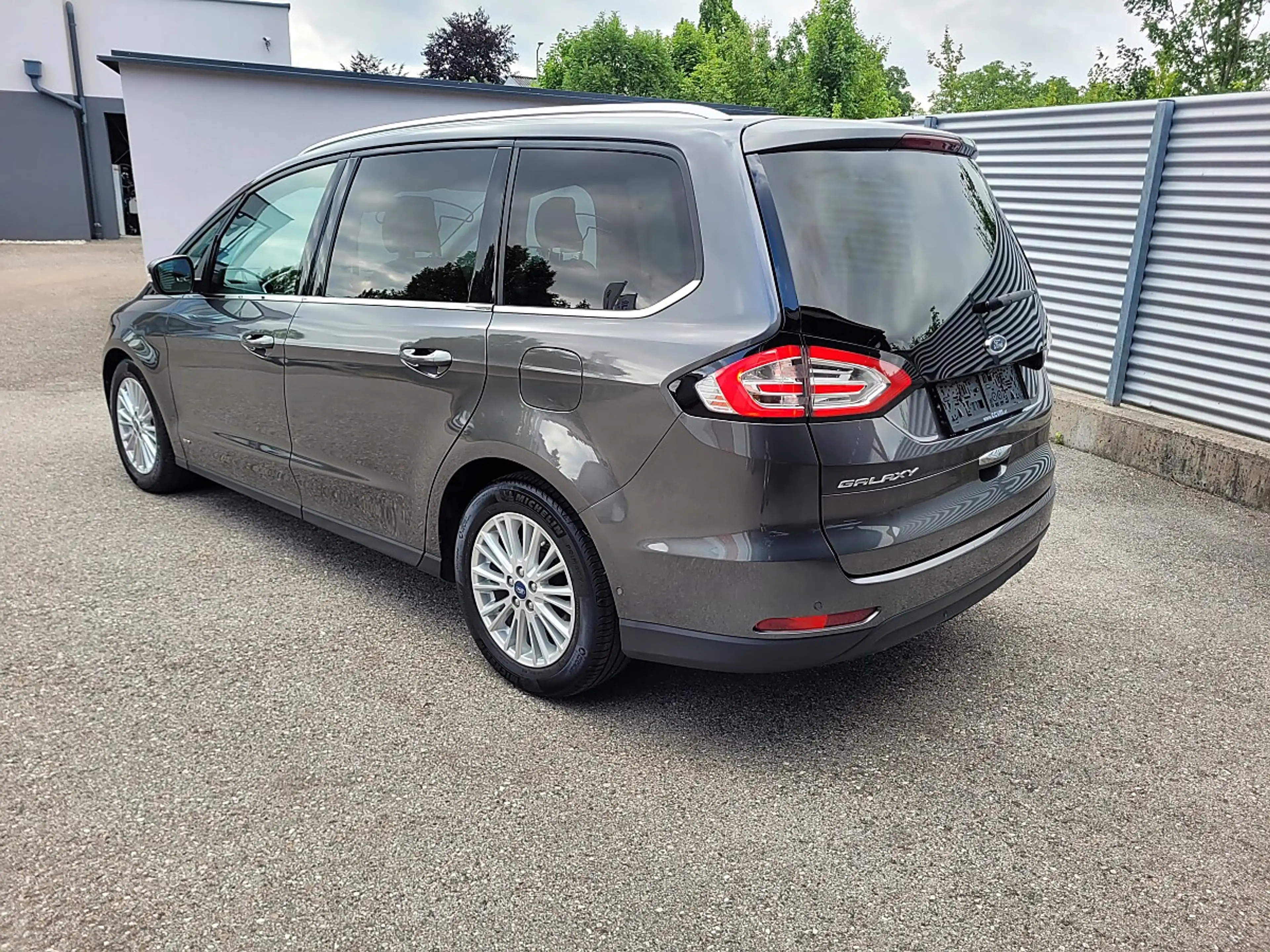 Ford Galaxy 2,0 EcoBlue SCR AWD Titanium Aut. — photo 8