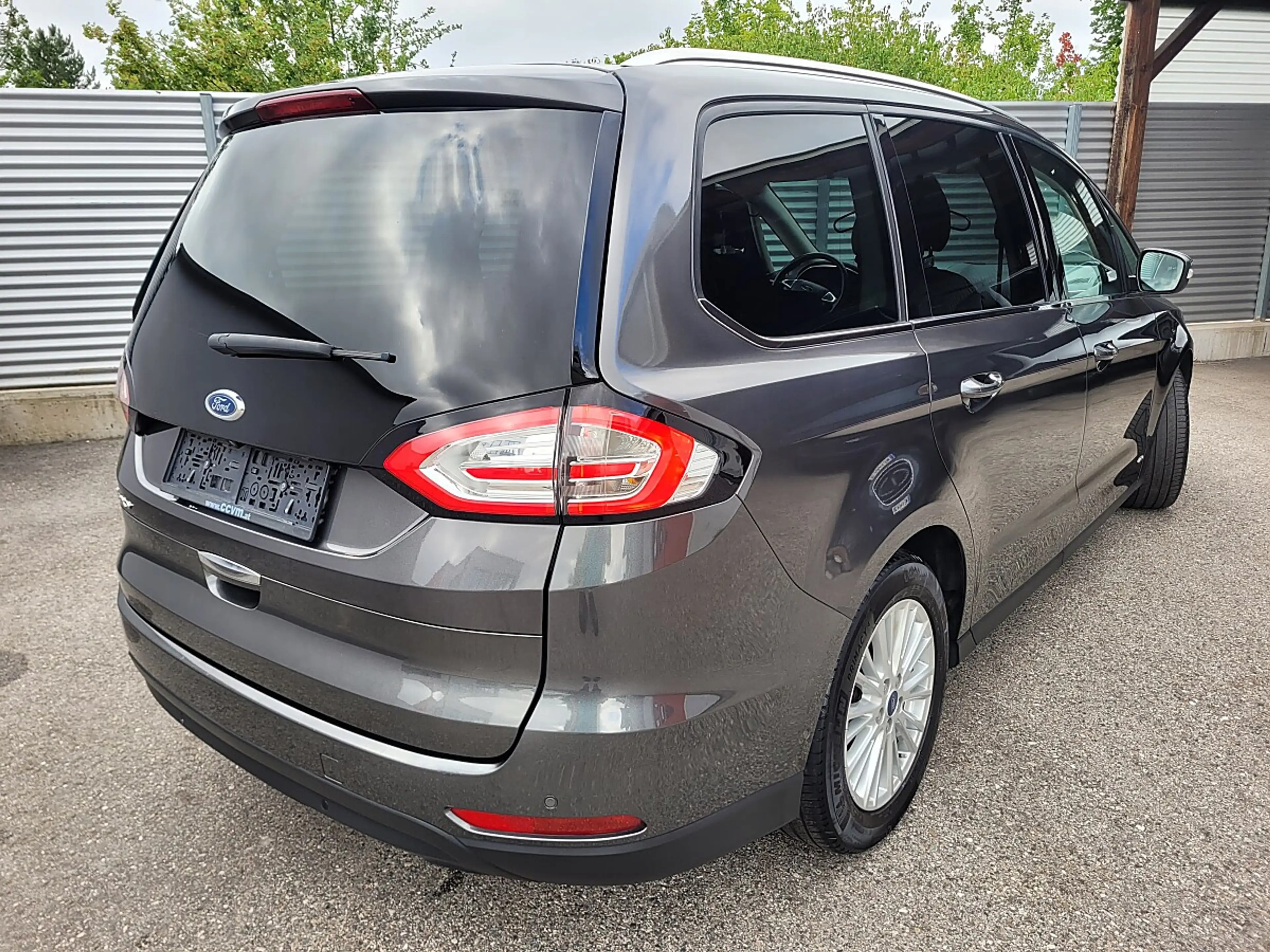 Ford Galaxy 2,0 EcoBlue SCR AWD Titanium Aut. — photo 5