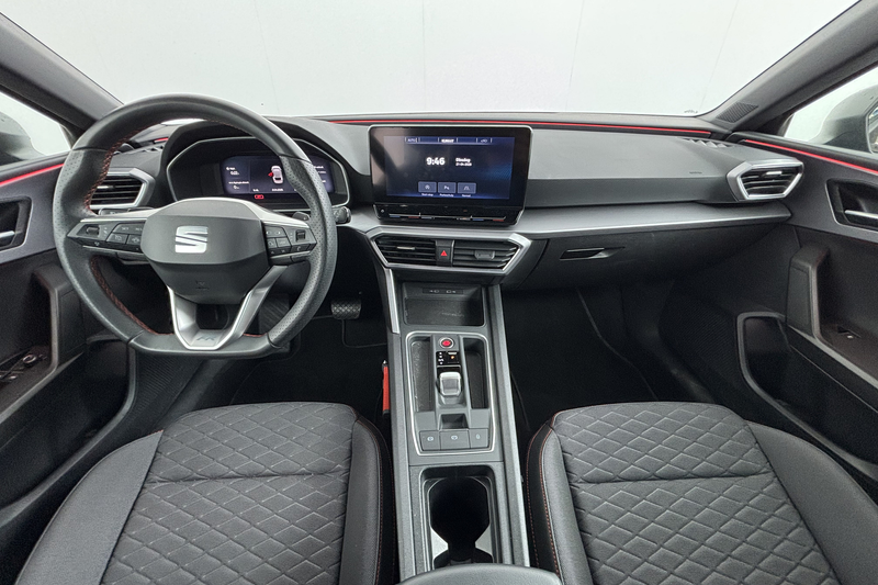 SEAT Leon Sportstourer 1.0 eTSI FR Business Intense - Automa — photo 3