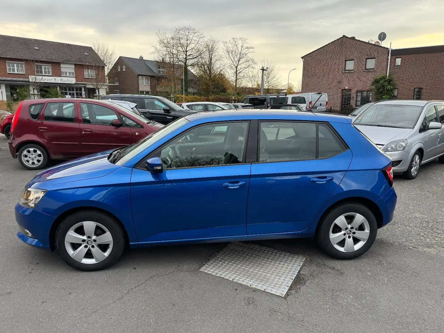 Skoda Fabia Ambition Green Tec Blau - 2