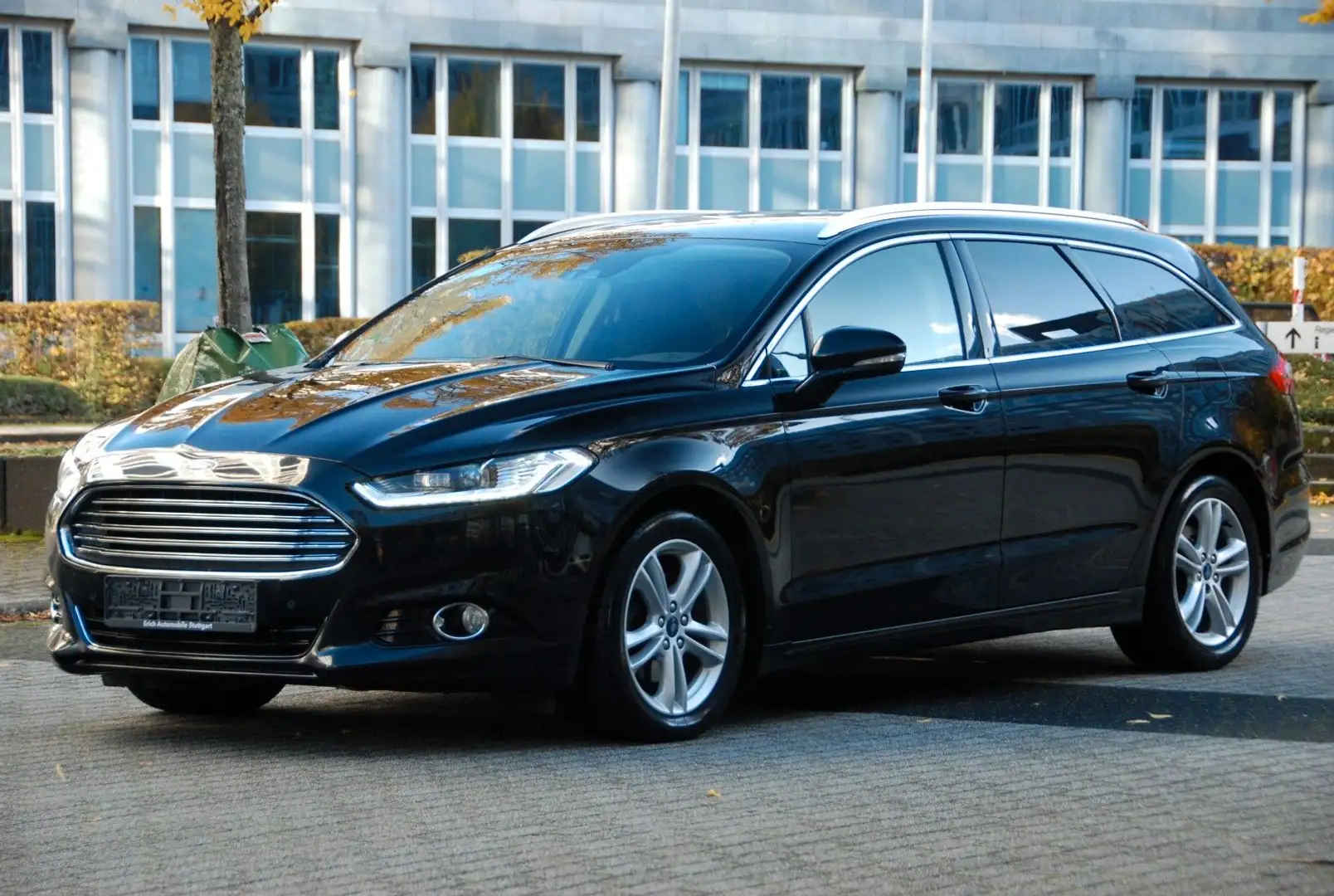 Ford Mondeo Turnier Titanium| LED| KEYLESS| KAMERA Schwarz - 1
