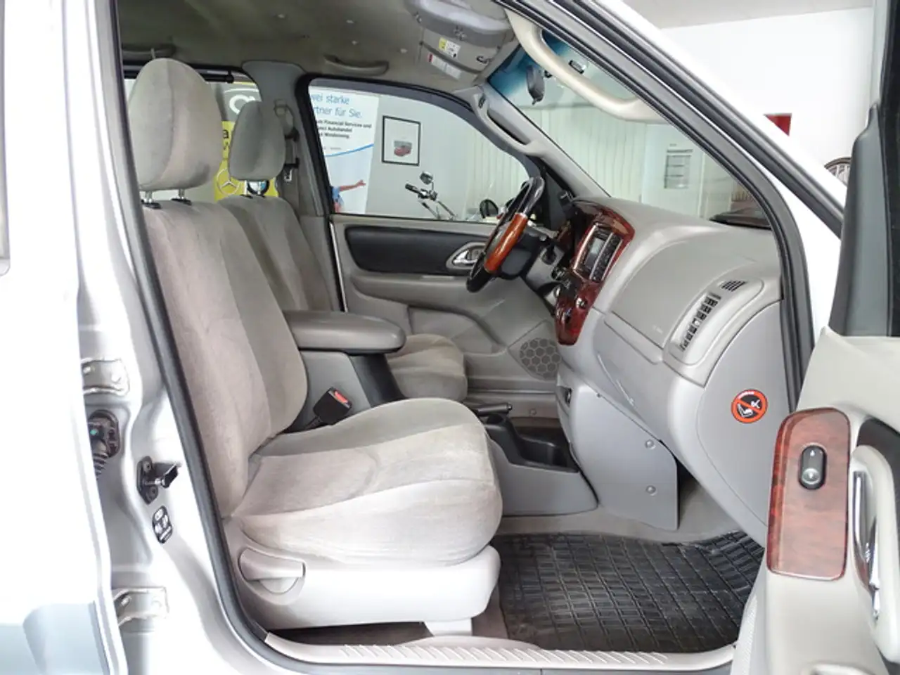 Mazda Tribute 3.0 V6 Exclusive Autom. 4x4 Klima AHK, foto 11