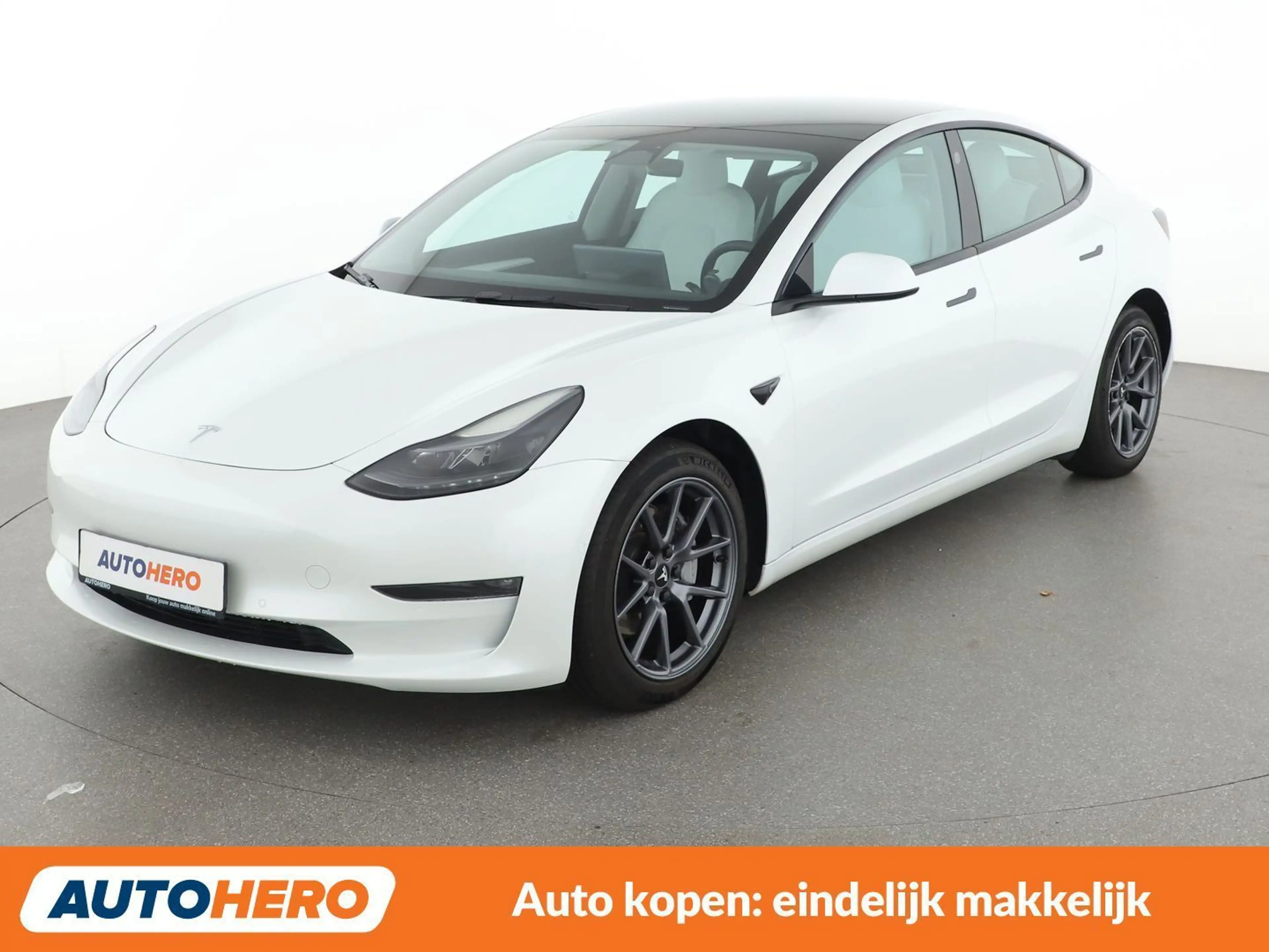 Tesla Model 3 Long Range Dual AWD AWD