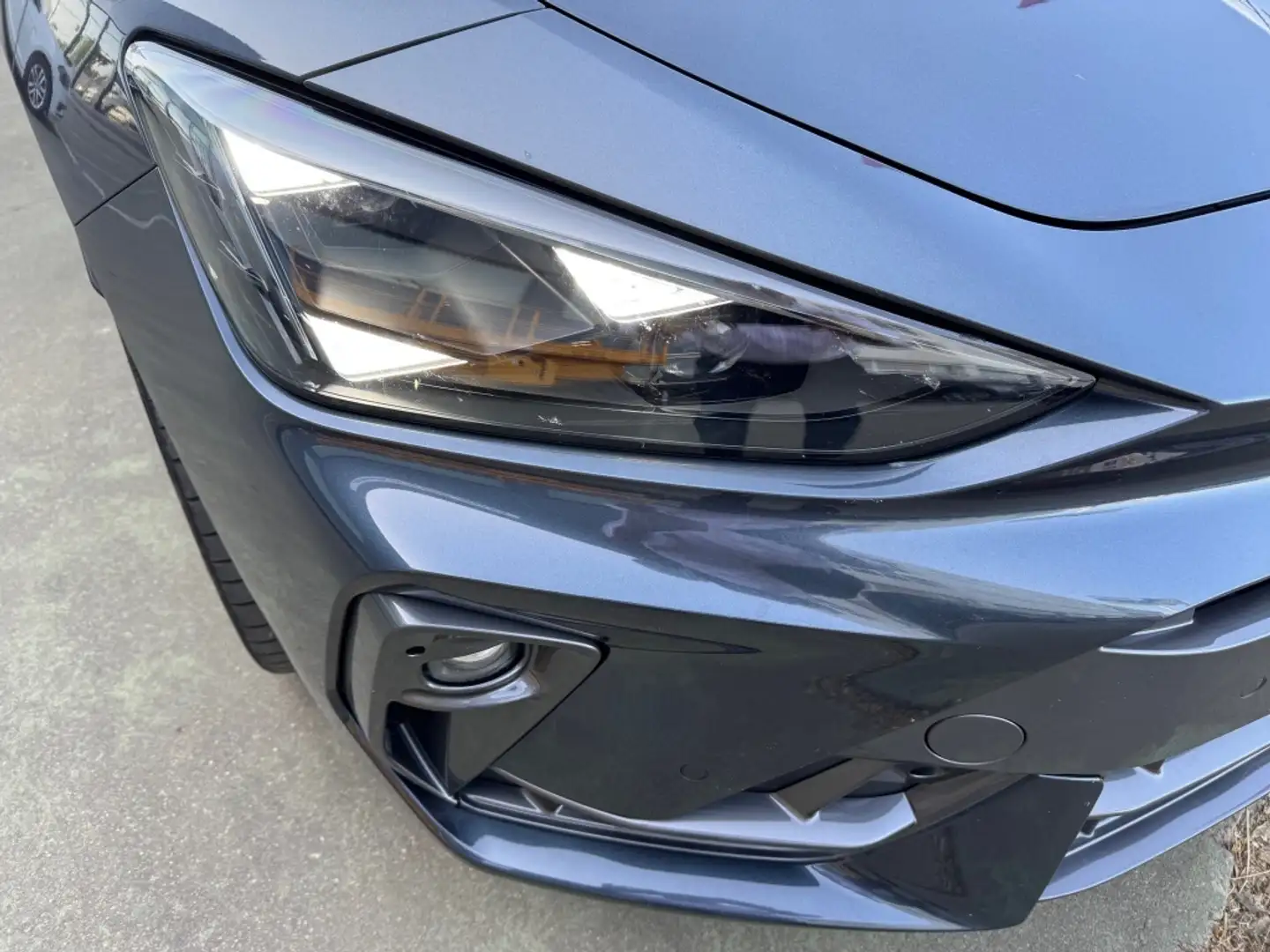 CUPRA Leon Sportstourer 1.5 eTSI 110 DSG Grigio - 2