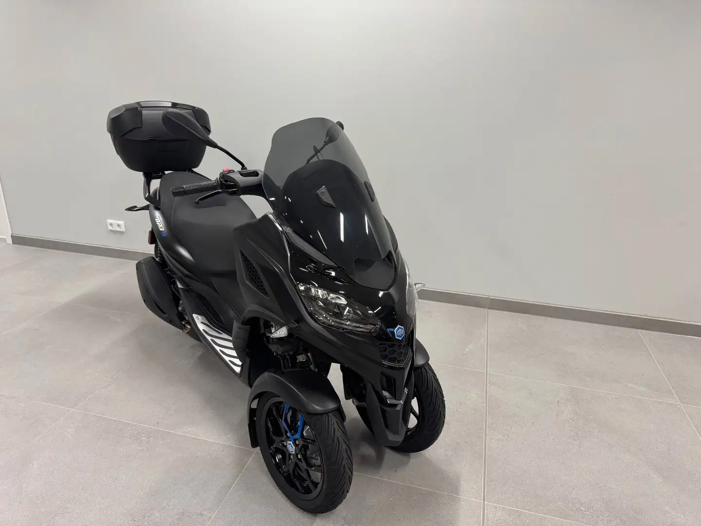 Piaggio MP3 310 Sport -incl Topcase 37l Noir - 1