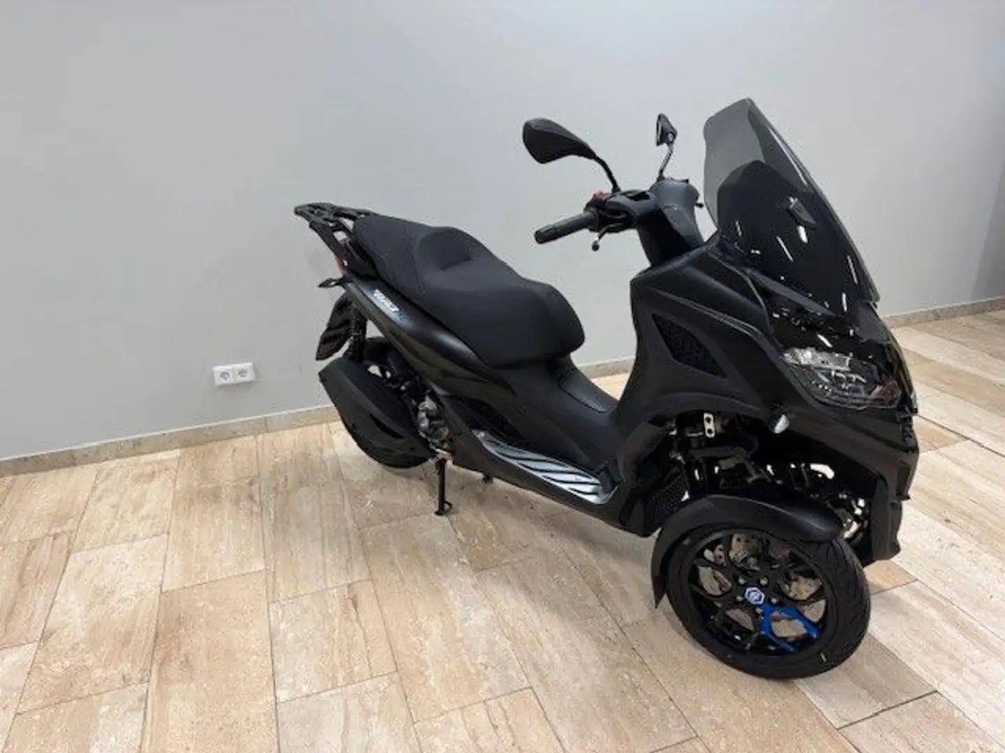 Piaggio MP3 310 Sport -Hauspreisaktion Чорний - 1