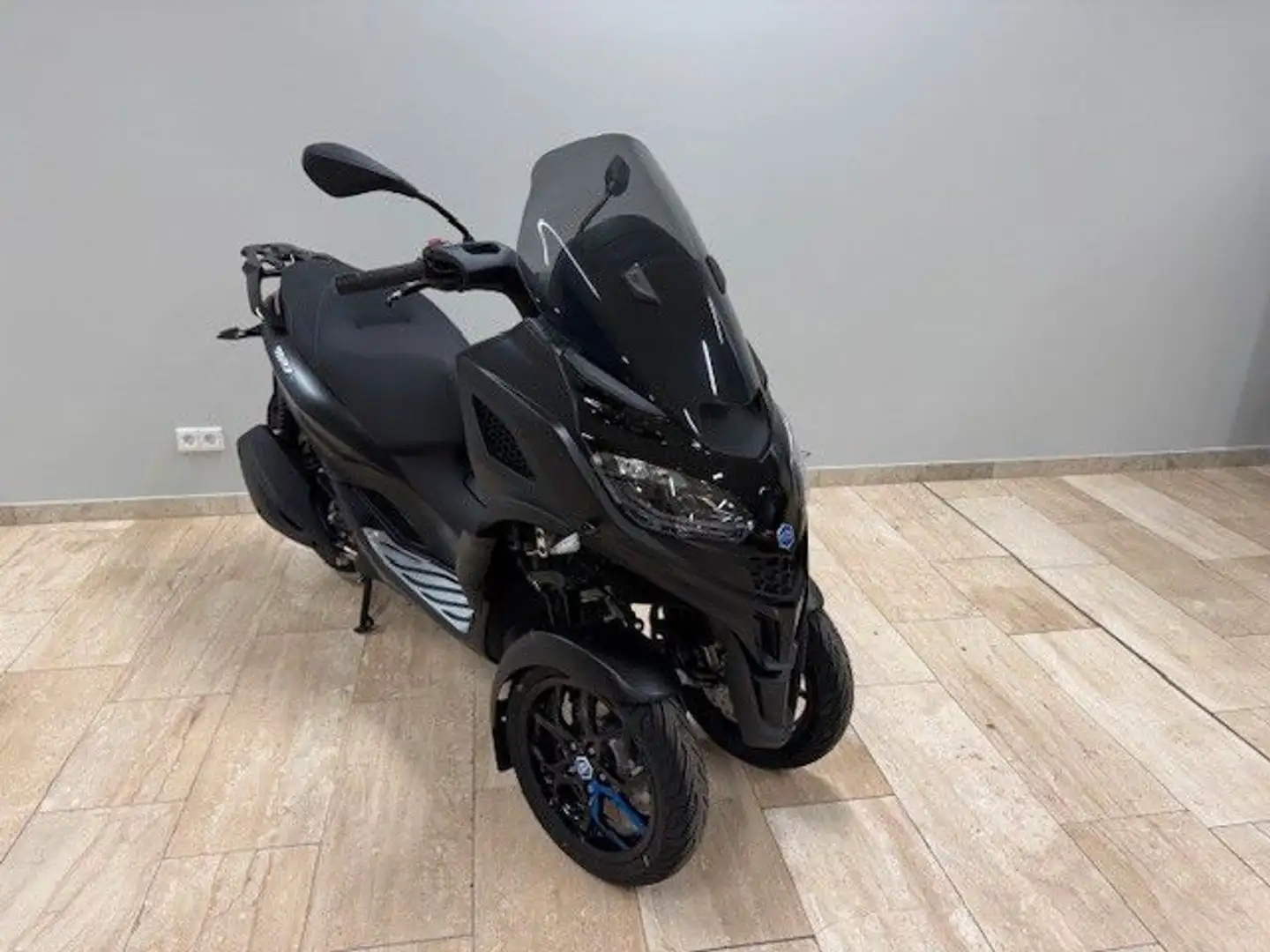 Piaggio MP3 310 Sport -Hauspreisaktion Чорний - 2