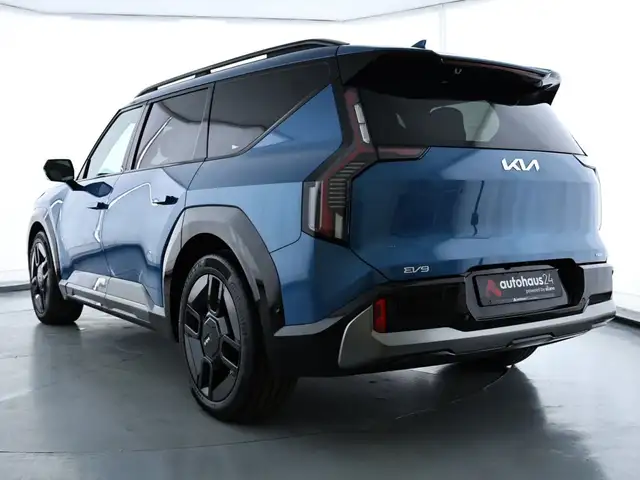 Kia Ev9 view 4