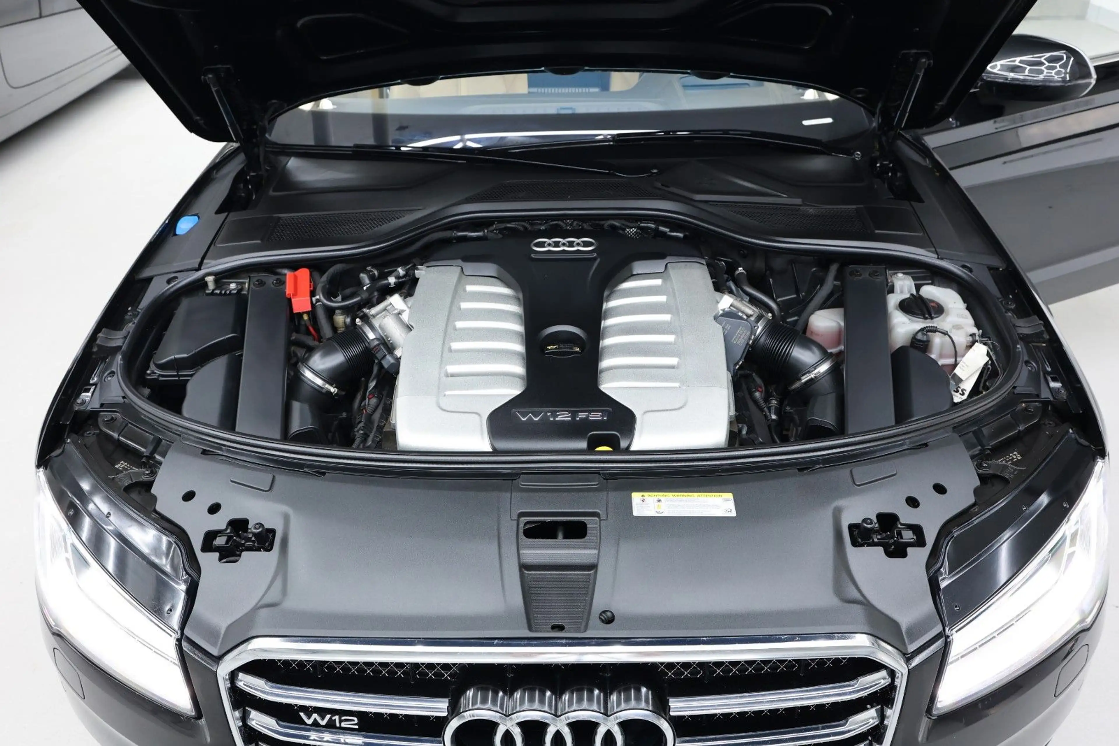 Audi A8 6.3 FSI W12 L B&O Keramik Voll — photo 26