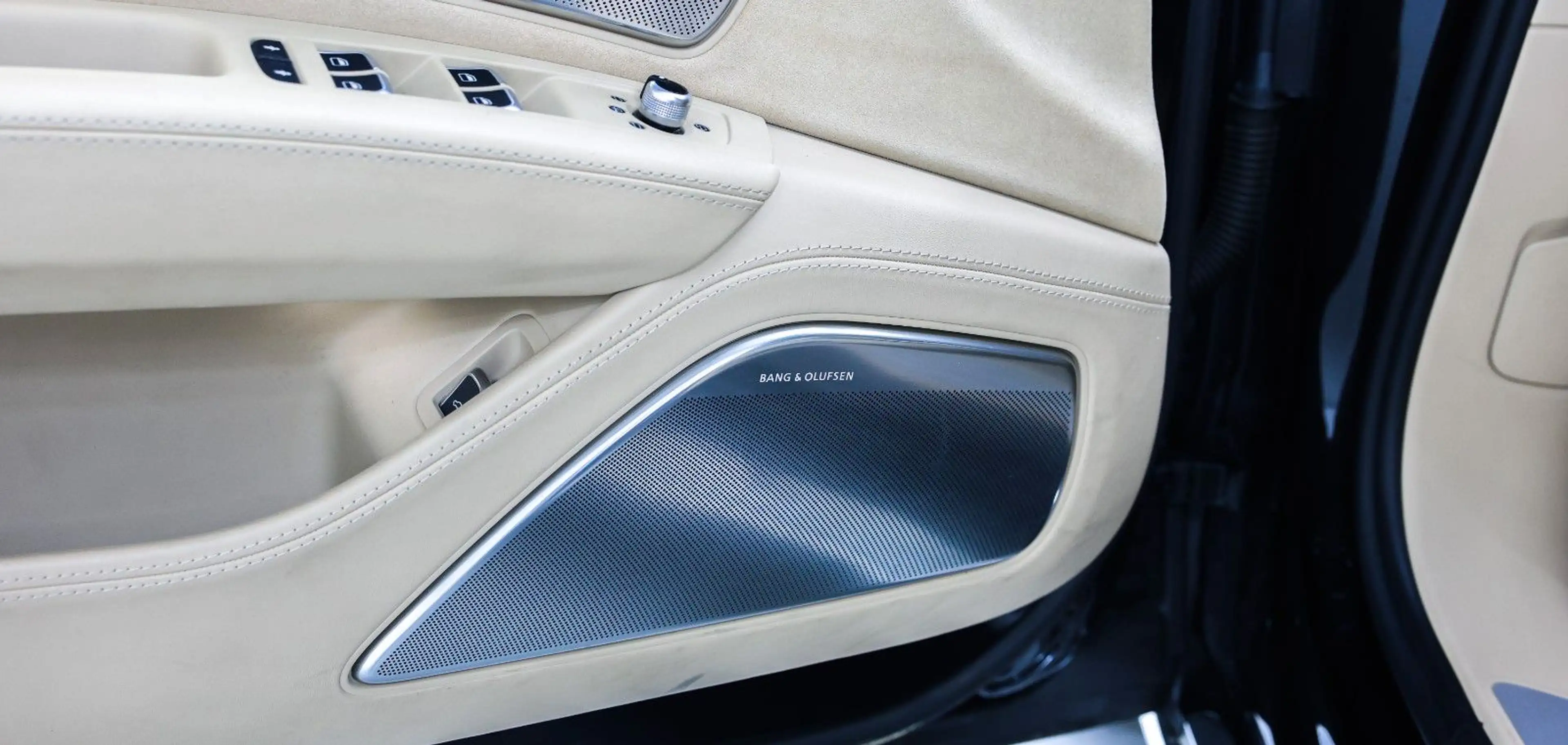 Audi A8 6.3 FSI W12 L B&O Keramik Voll — photo 24