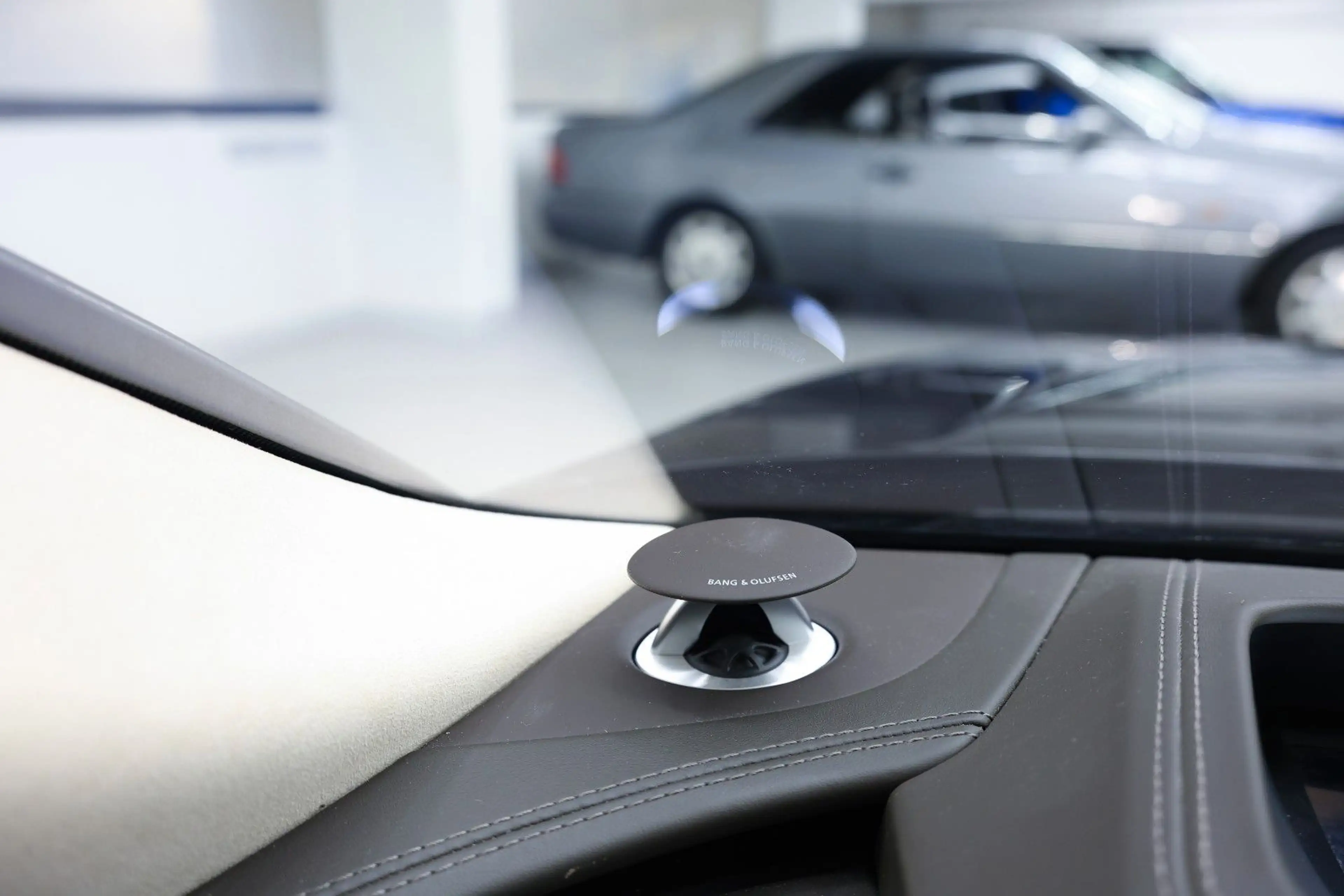 Audi A8 6.3 FSI W12 L B&O Keramik Voll — photo 25