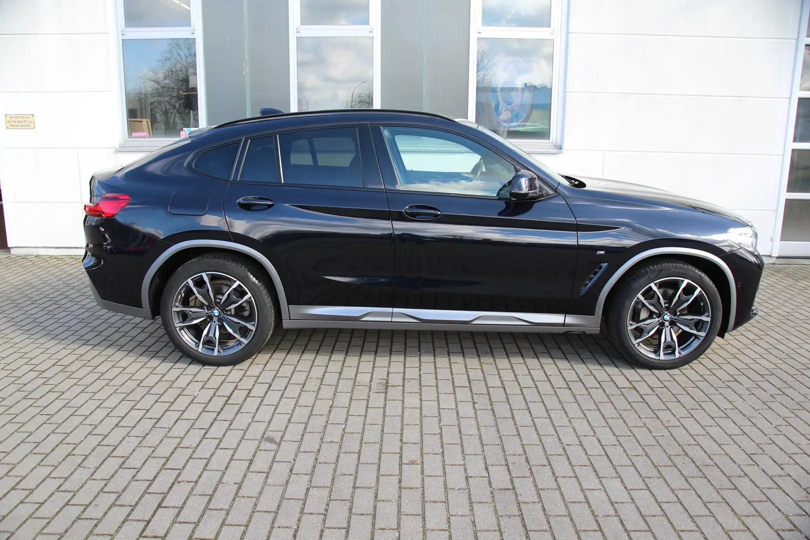 BMW X4 xDrive25d Head-Up HK HiFi LED WLAN RFK AHK Schwarz - 2