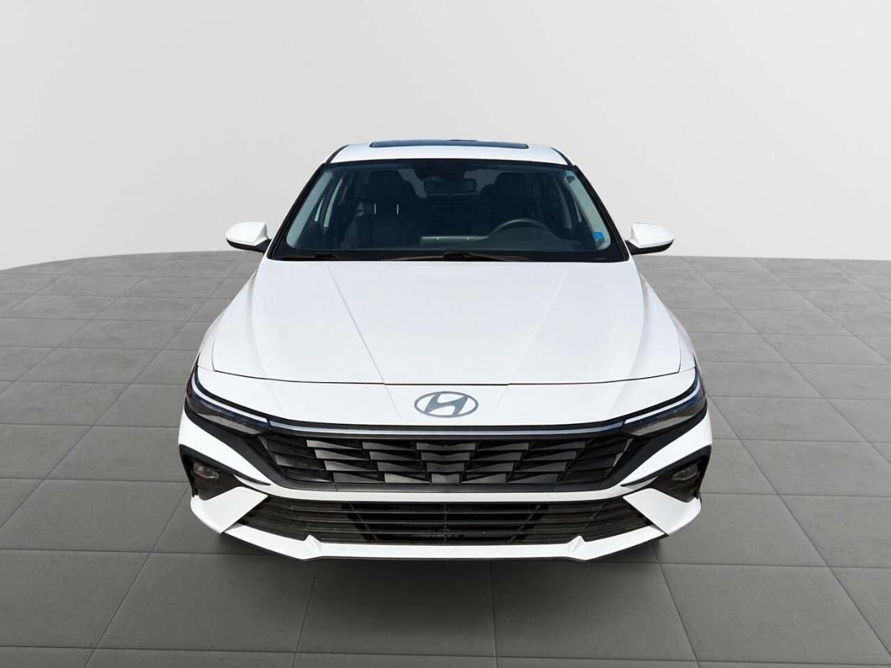 2025 Hyundai Elantra Preferred | Moonroof | Dual Zone Climate Control — снимка 1