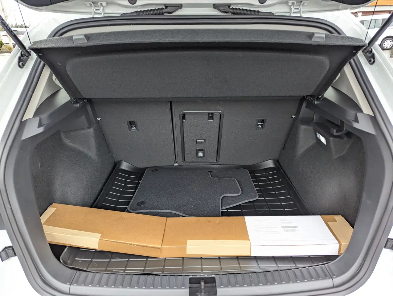 Volkswagen Taos снимка Volkswagen Taos