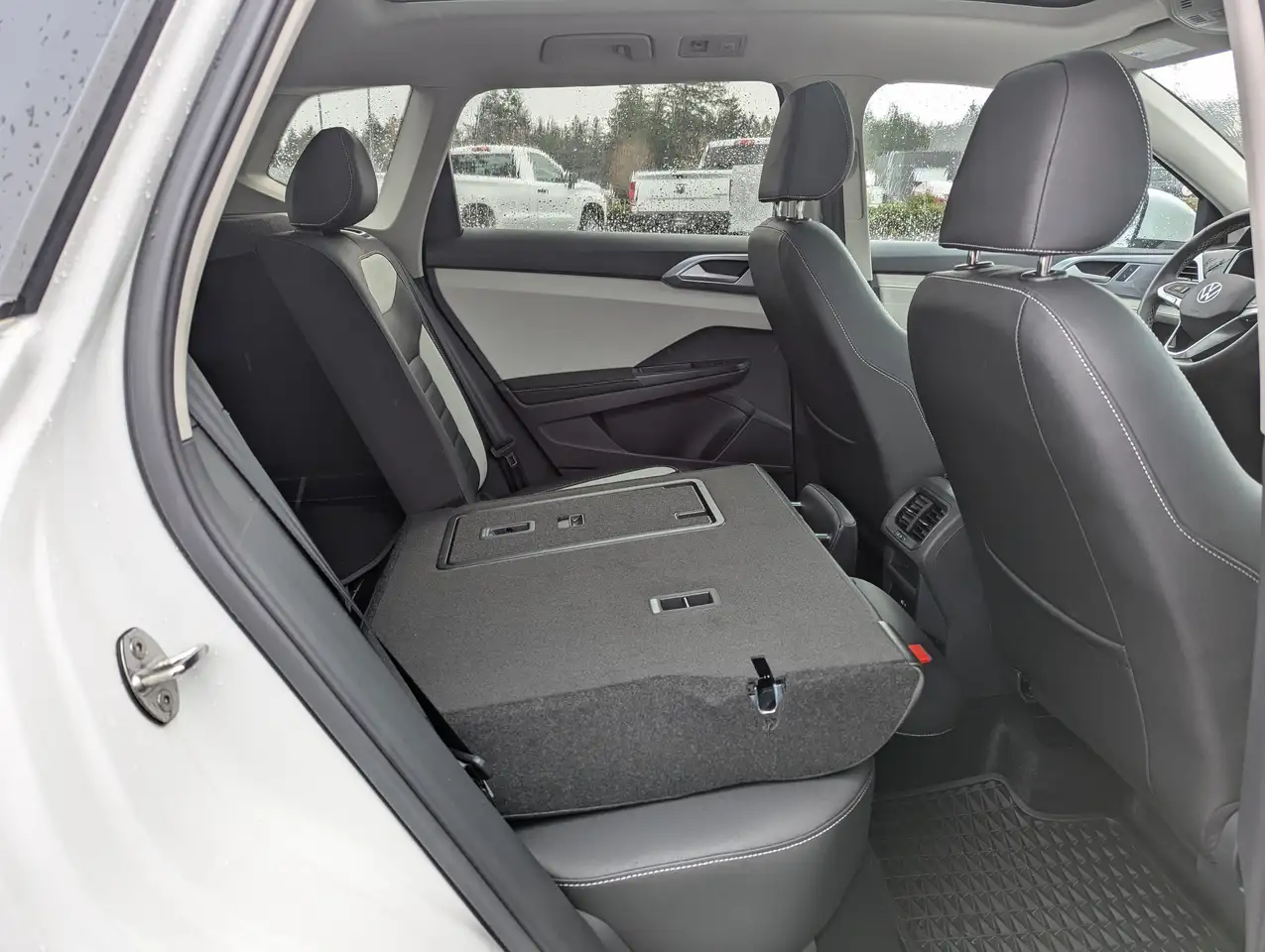 Volkswagen Taos снимка Volkswagen Taos