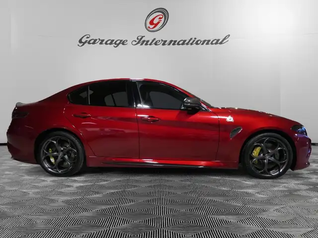 Alfa Romeo Giulia 2.9 V6 Bi-Turbo AT8 QV CENTENARIO