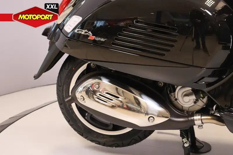 Vespa GTS Super 310 - foto 8