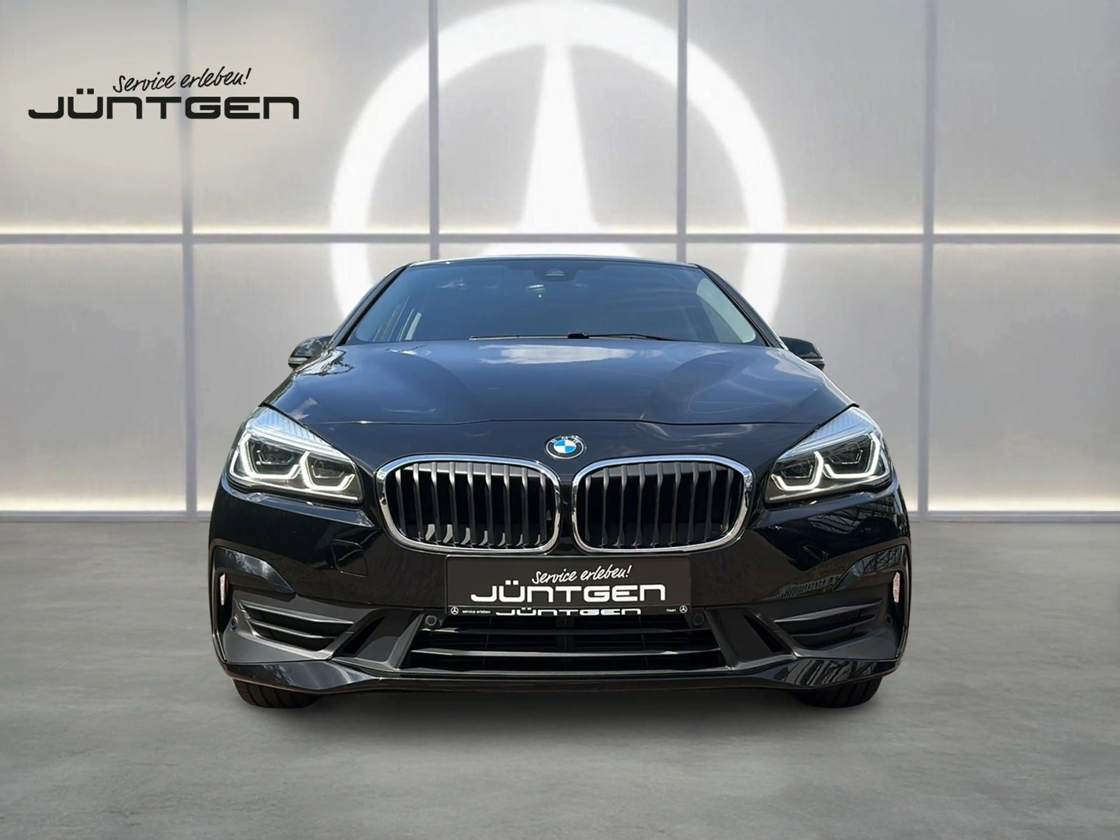 BMW 225 xe Active Tourer NAVI RFK ALLRAD FAHRASSIST — photo 2
