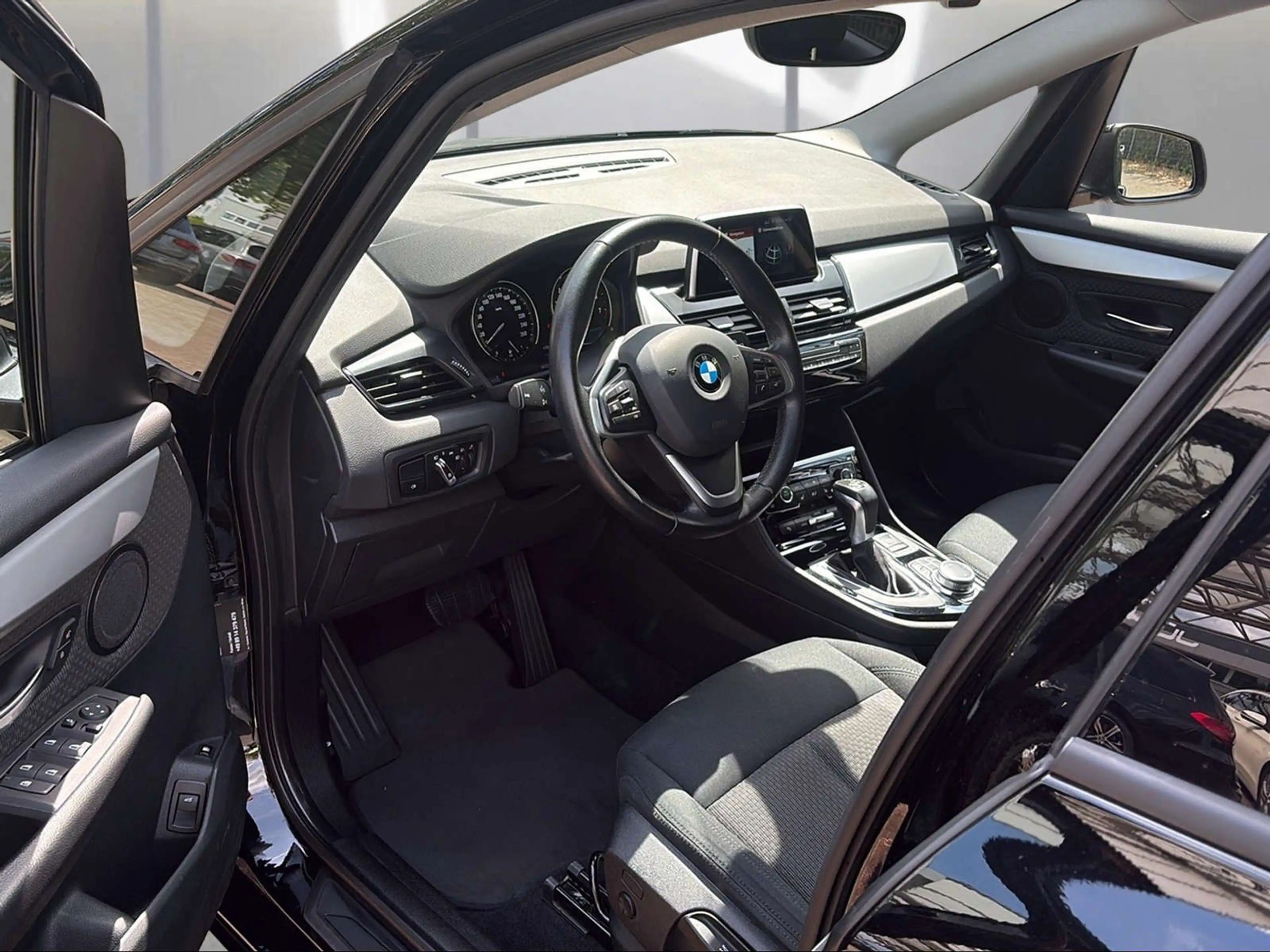 BMW 225 xe Active Tourer NAVI RFK ALLRAD FAHRASSIST — photo 13